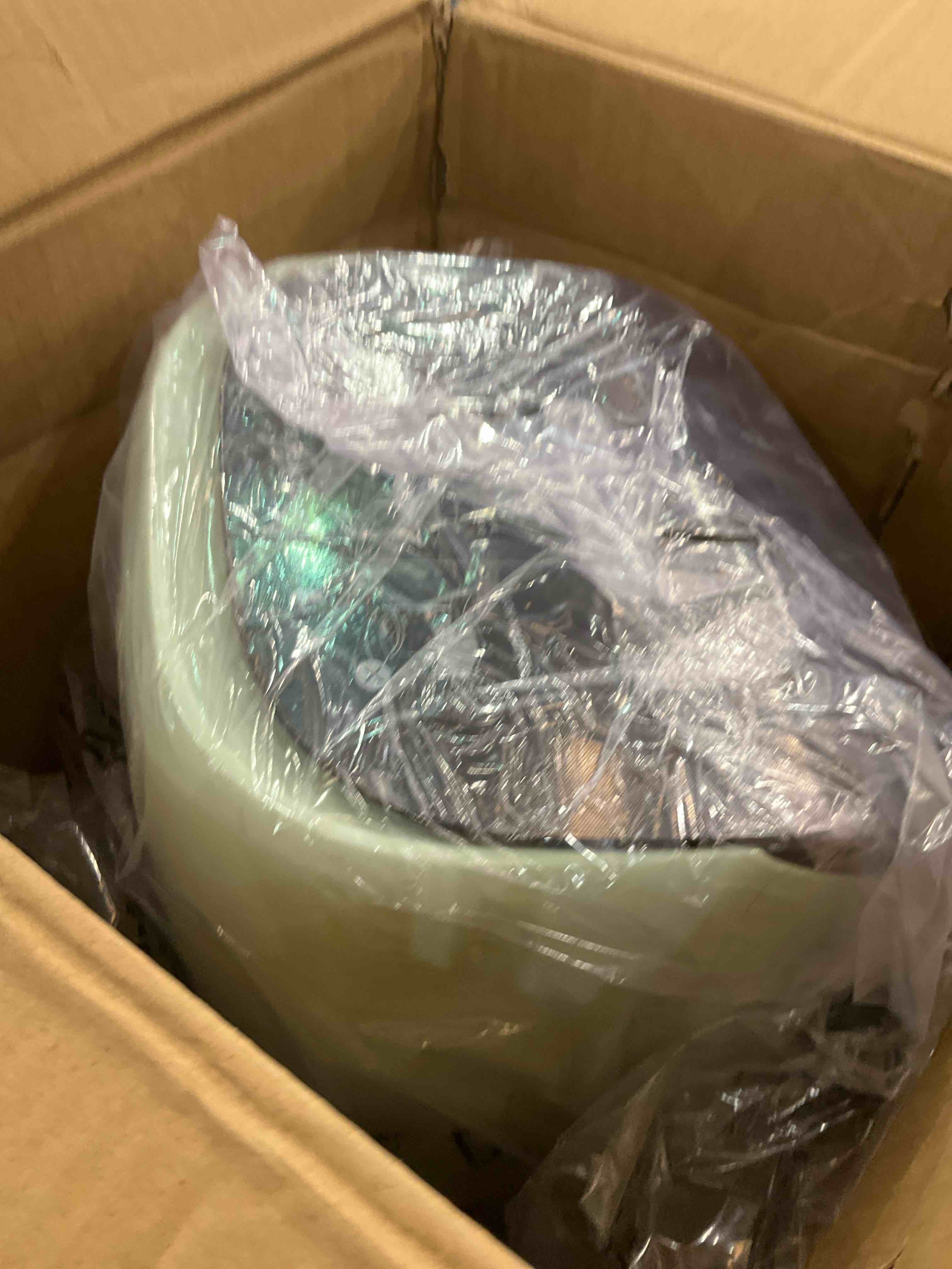 https://s3.amazonaws.com/lotting-images-prod/BargainHunt/EXS00977840_1708100366739.jpeg