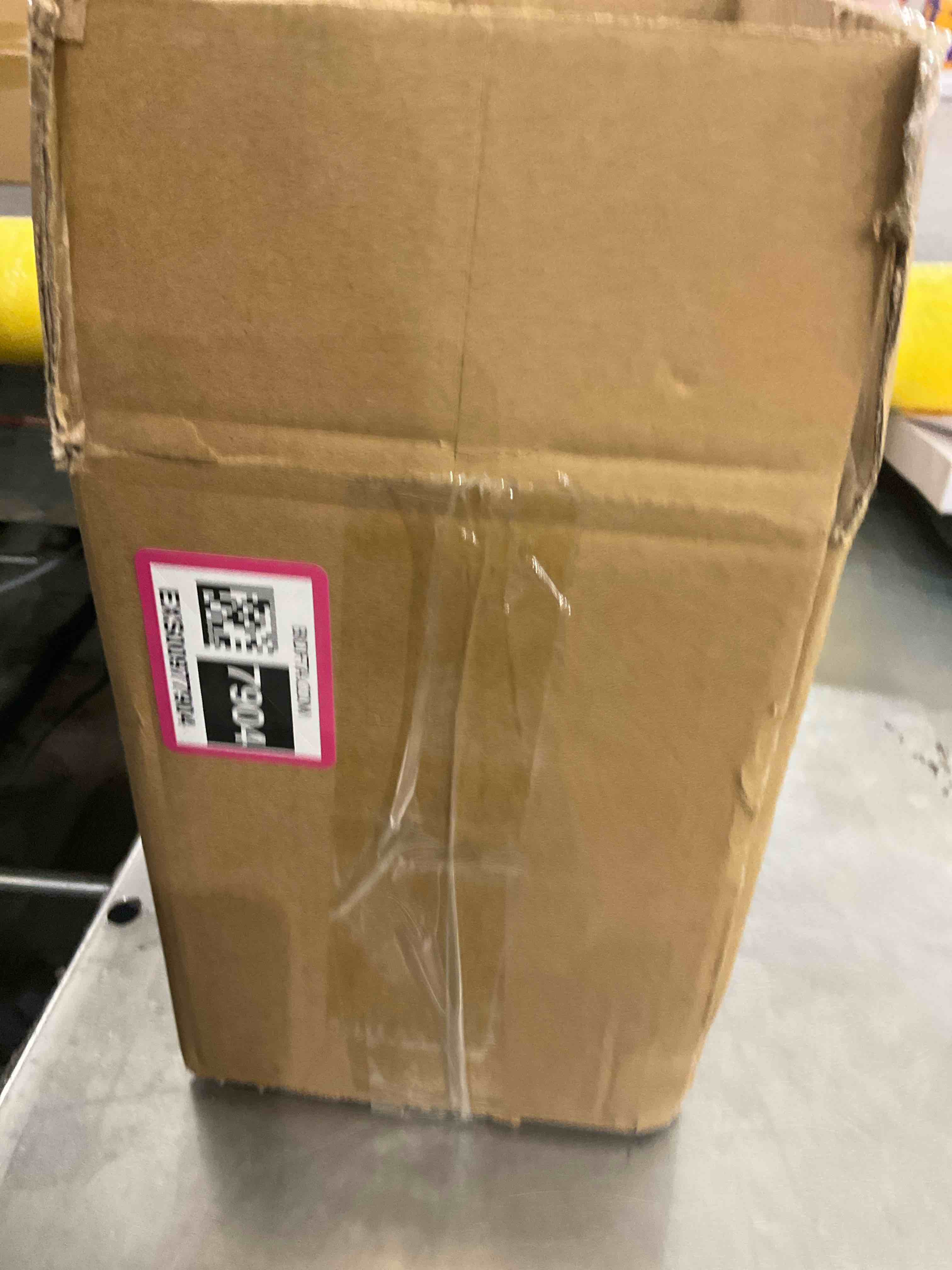 https://s3.amazonaws.com/lotting-images-prod/BargainHunt/EXS00977904_1708360777867.jpeg
