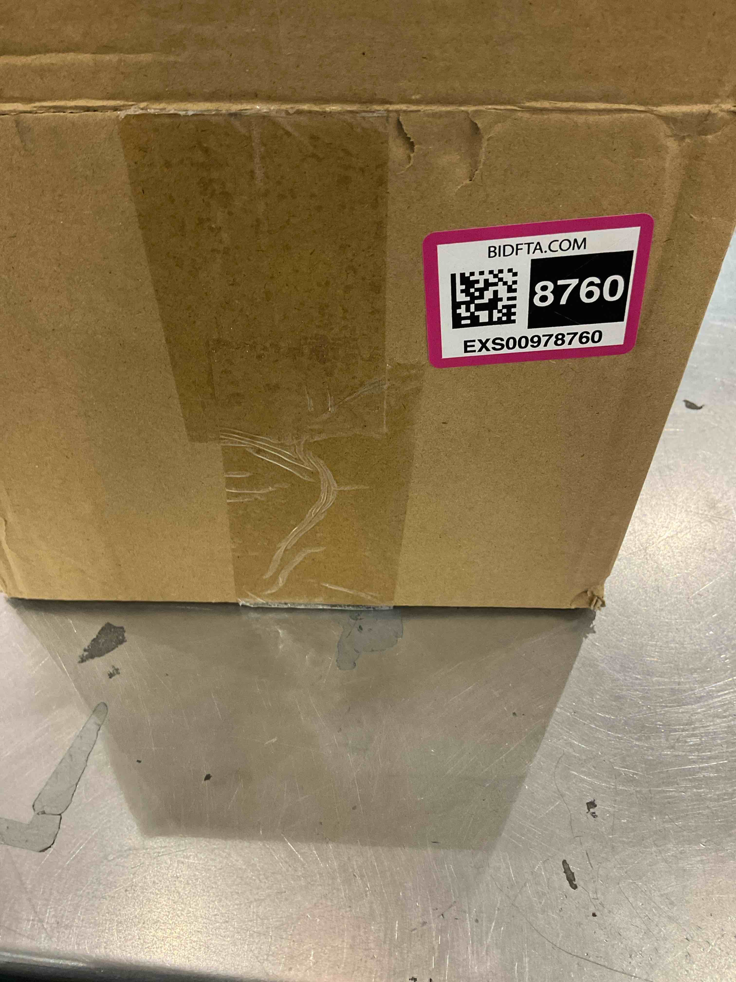 https://s3.amazonaws.com/lotting-images-prod/BargainHunt/EXS00978760_1706630266627.jpeg