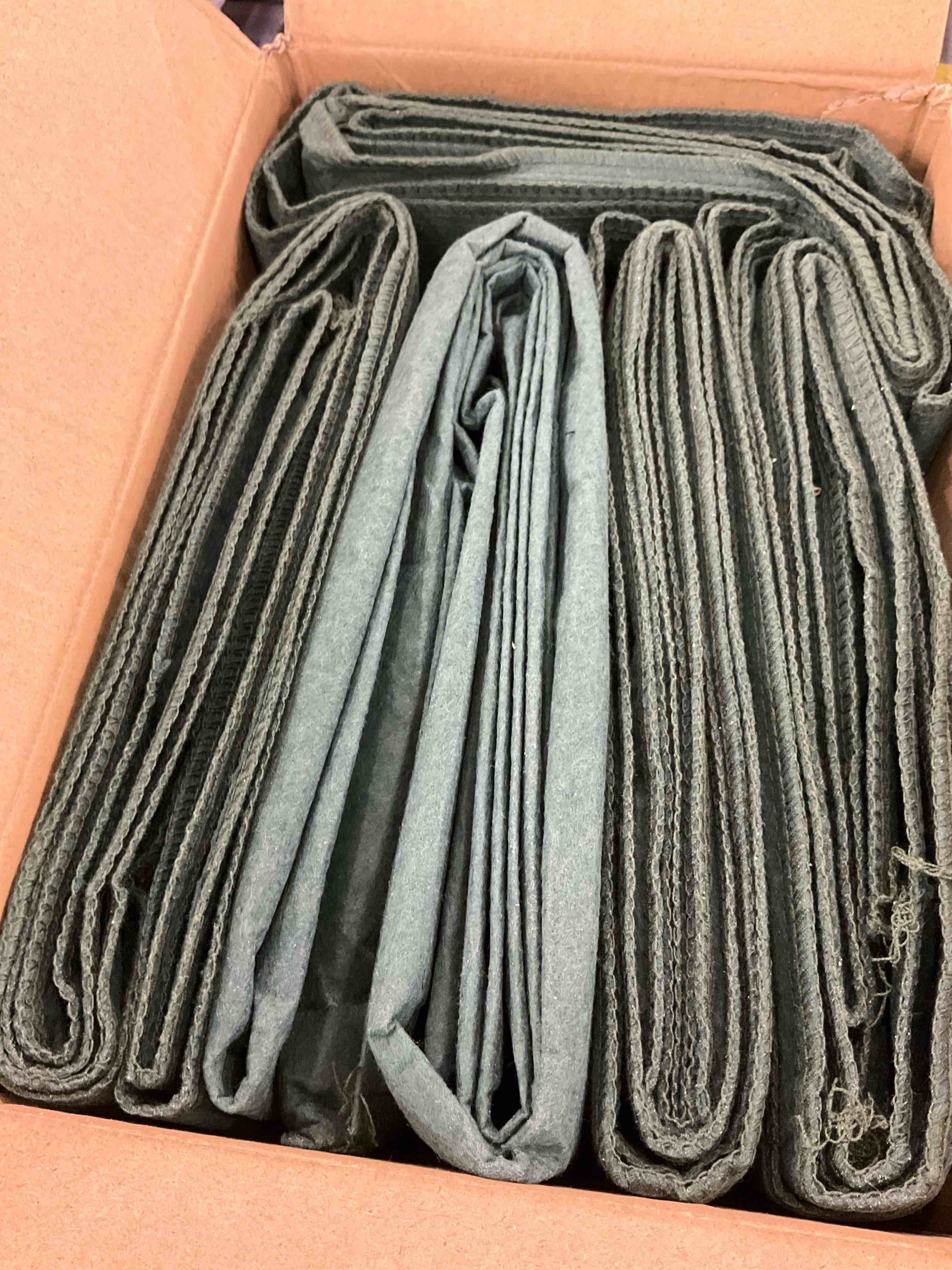 https://s3.amazonaws.com/lotting-images-prod/BargainHunt/EXS00978760_1706630270913.jpeg
