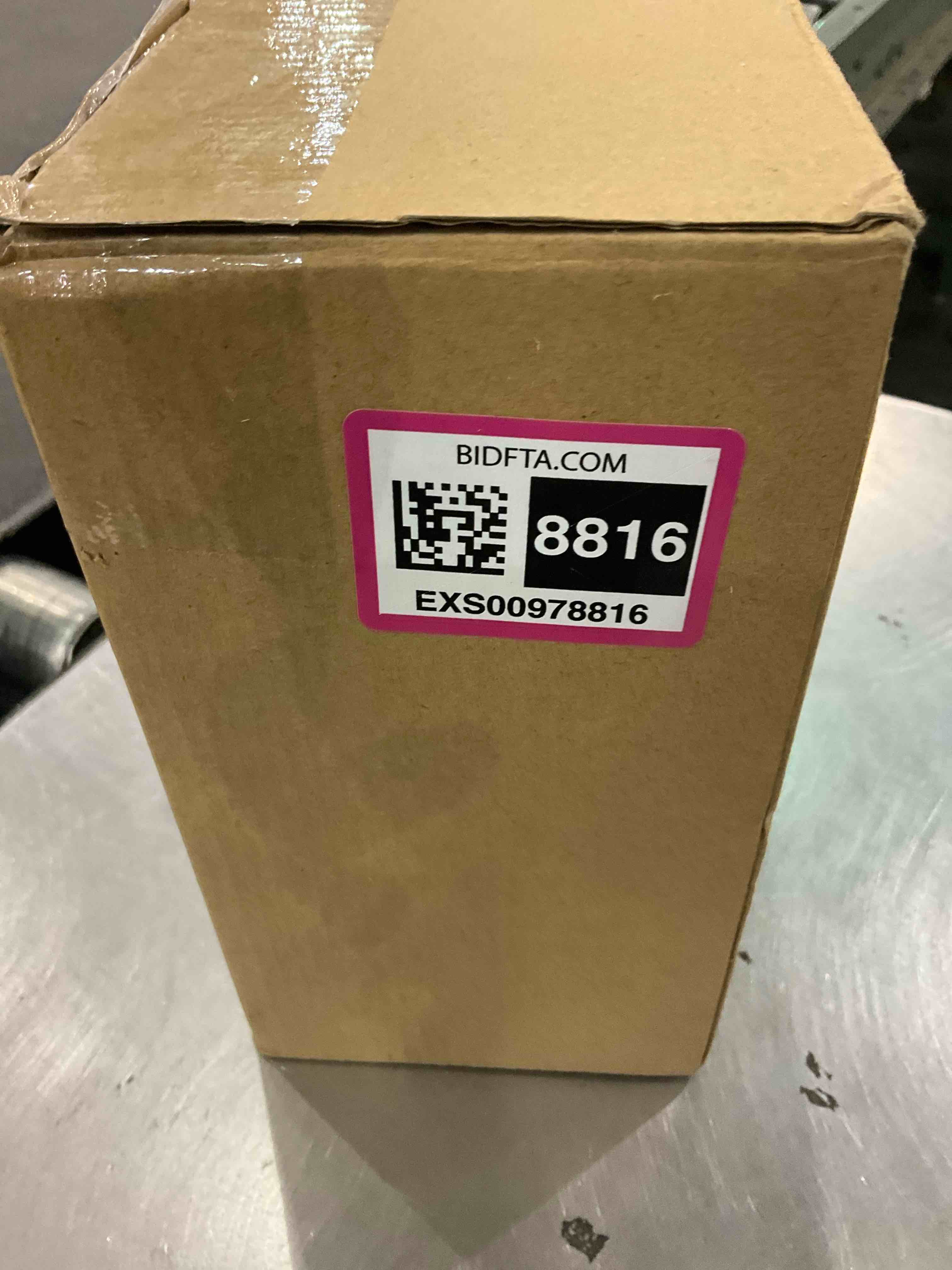 https://s3.amazonaws.com/lotting-images-prod/BargainHunt/EXS00978816_1706702616922.jpeg