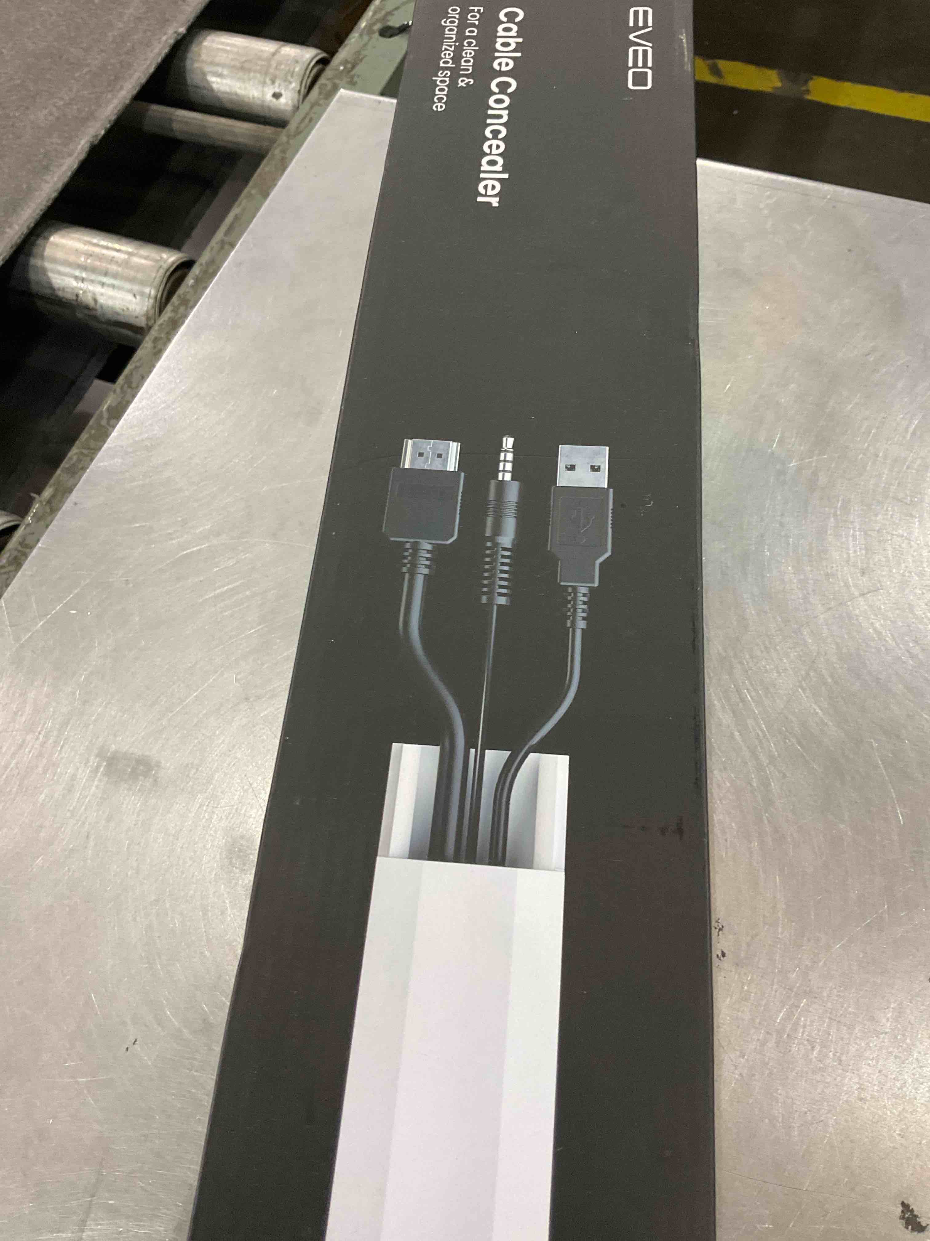 https://s3.amazonaws.com/lotting-images-prod/BargainHunt/EXS00978938_1706727286353.jpeg