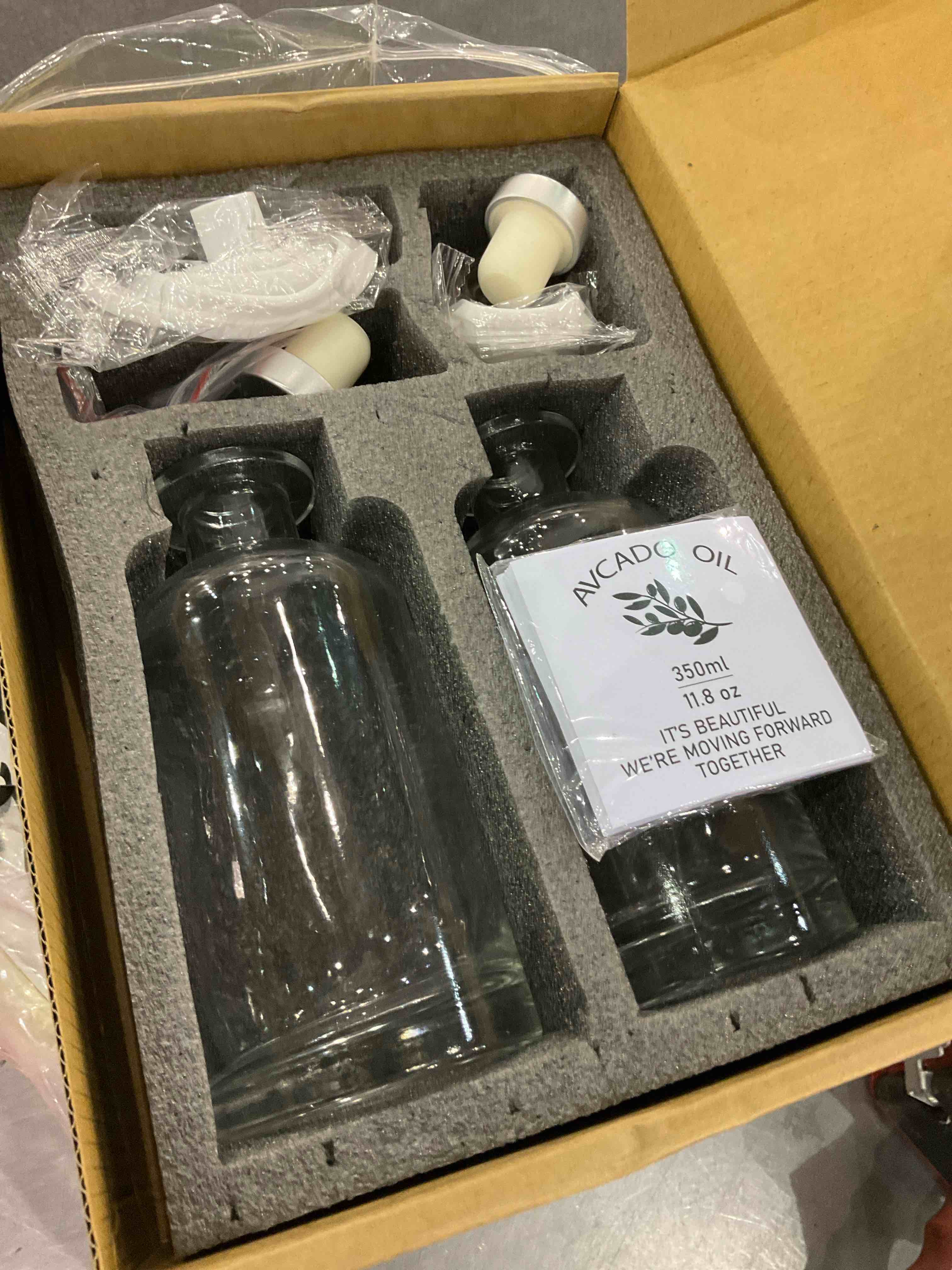 https://s3.amazonaws.com/lotting-images-prod/BargainHunt/EXS00978964_1706790184017.jpeg