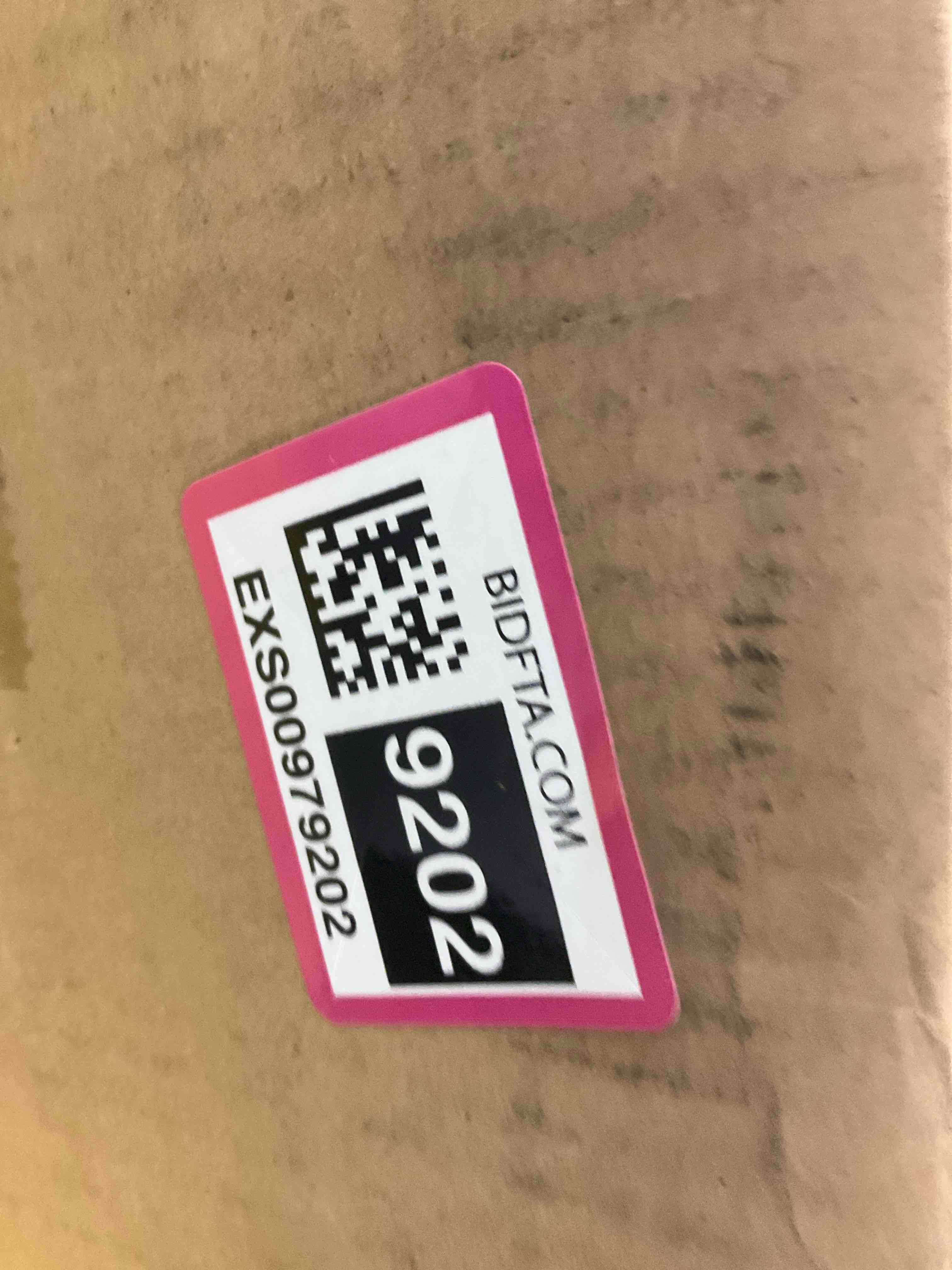 https://s3.amazonaws.com/lotting-images-prod/BargainHunt/EXS00979202_1707408831759.jpeg