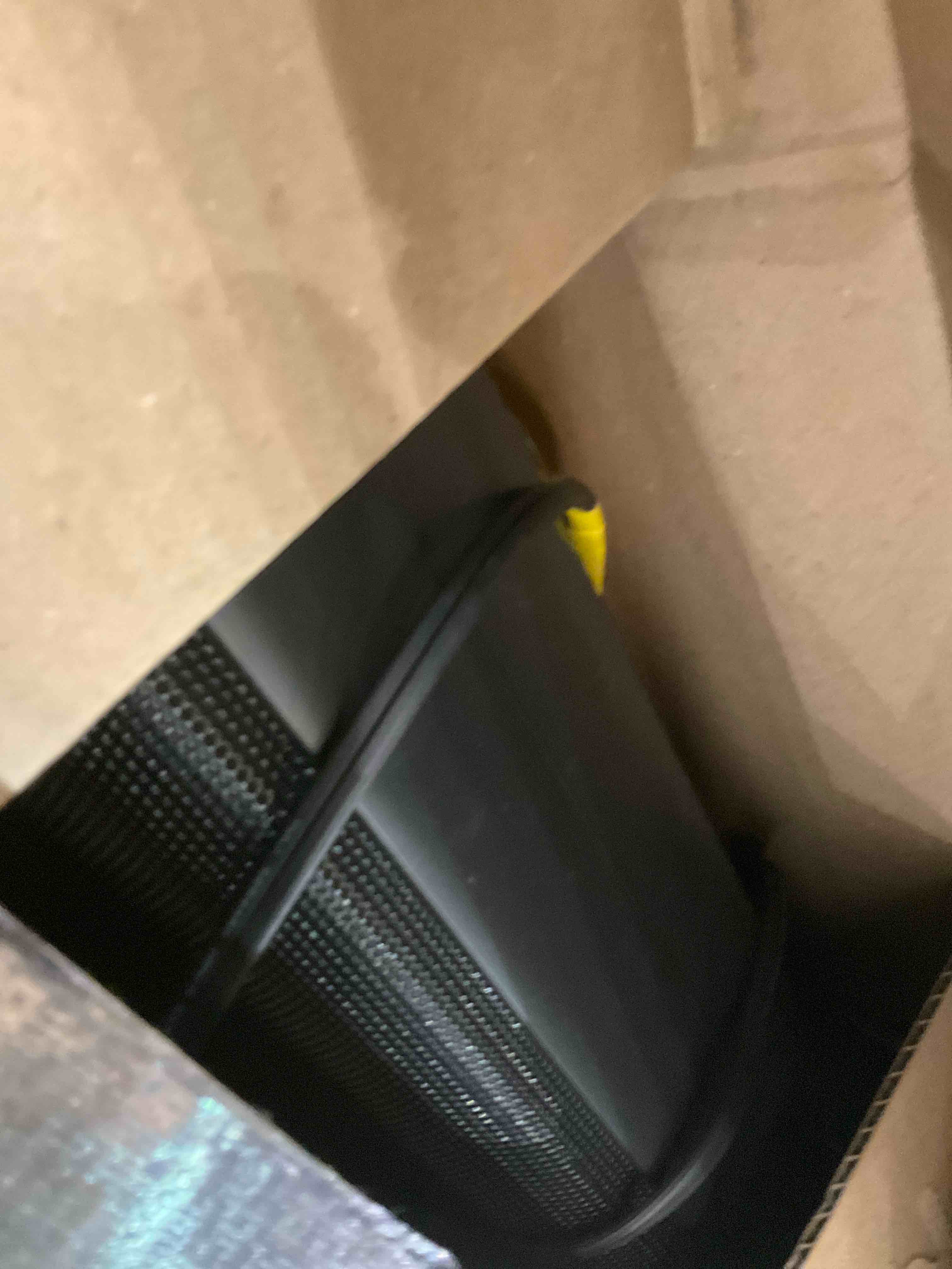https://s3.amazonaws.com/lotting-images-prod/BargainHunt/EXS00979491_1707840366441.jpeg