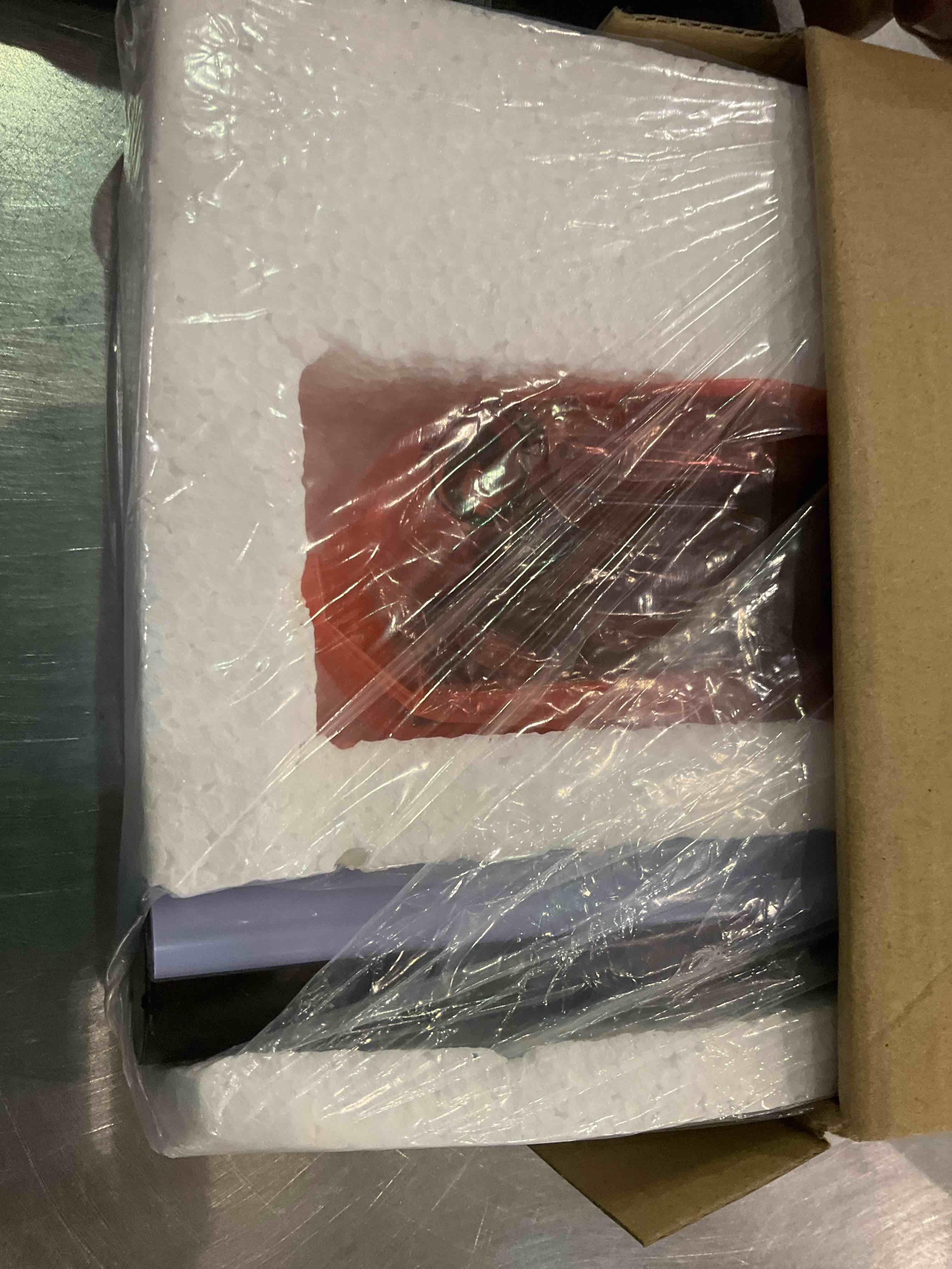https://s3.amazonaws.com/lotting-images-prod/BargainHunt/EXS00981202_1711461616353.jpeg