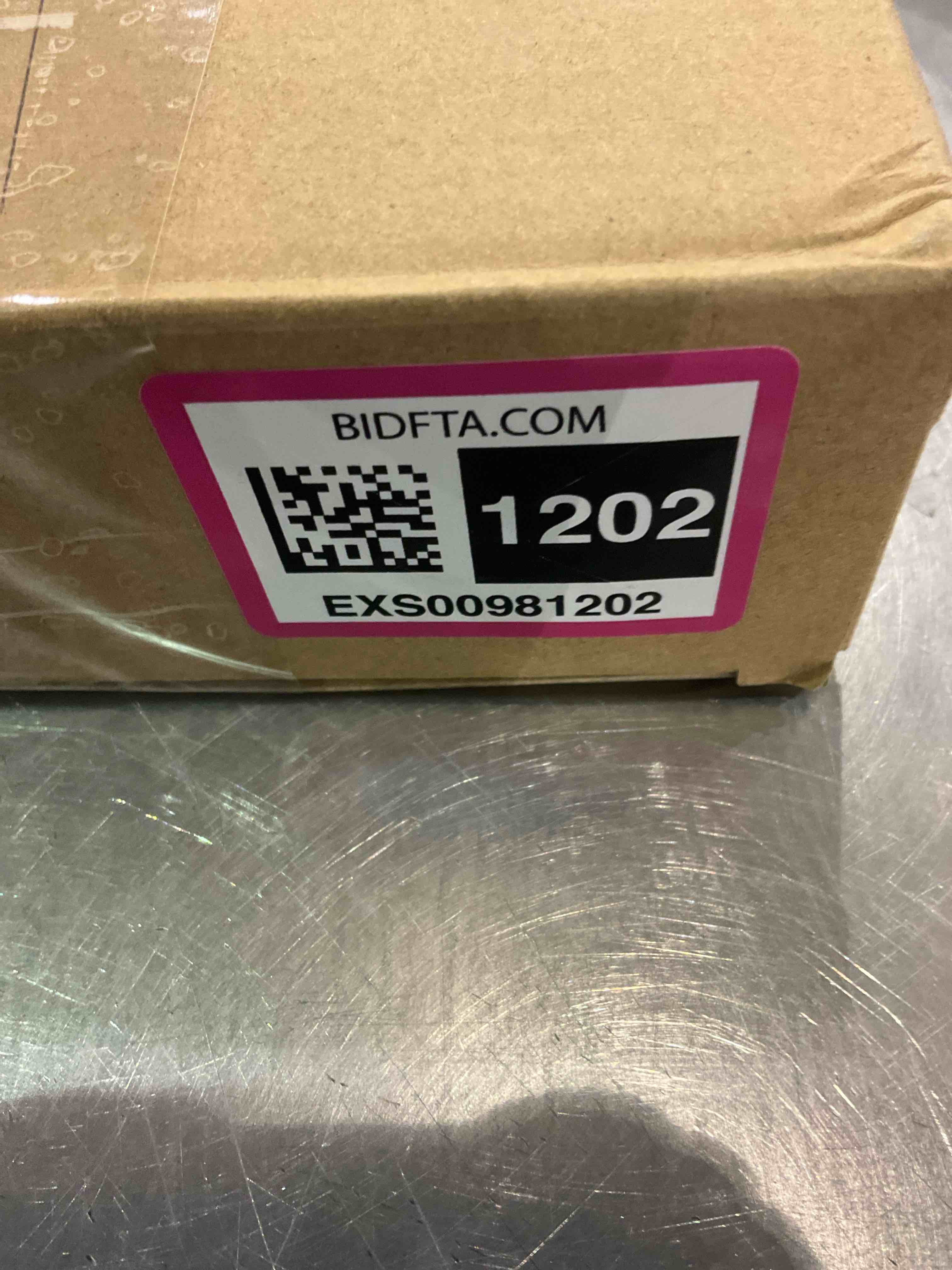 https://s3.amazonaws.com/lotting-images-prod/BargainHunt/EXS00981202_1711461673869.jpeg