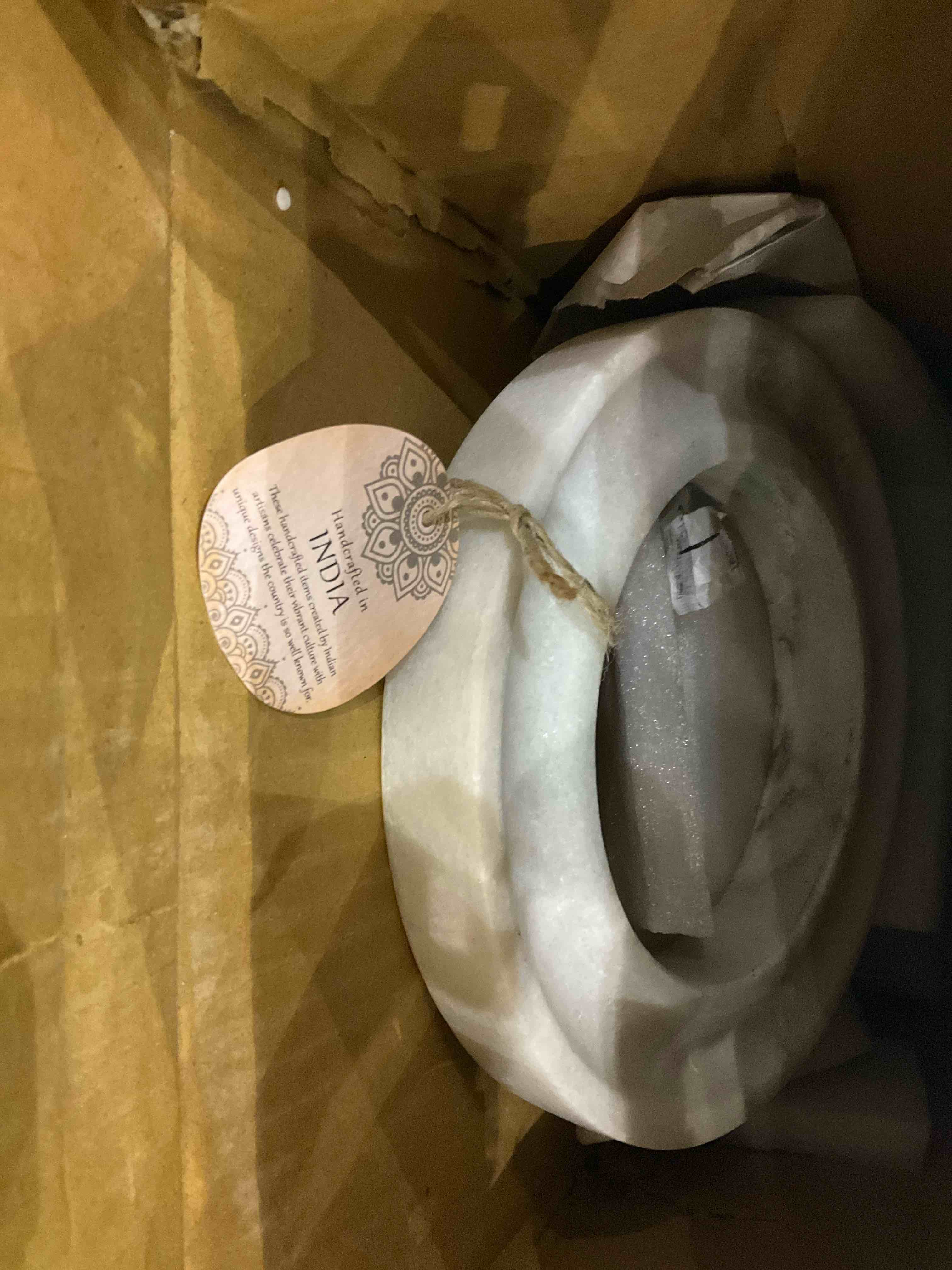 https://s3.amazonaws.com/lotting-images-prod/BargainHunt/EXS00981397_1711626711009.jpeg