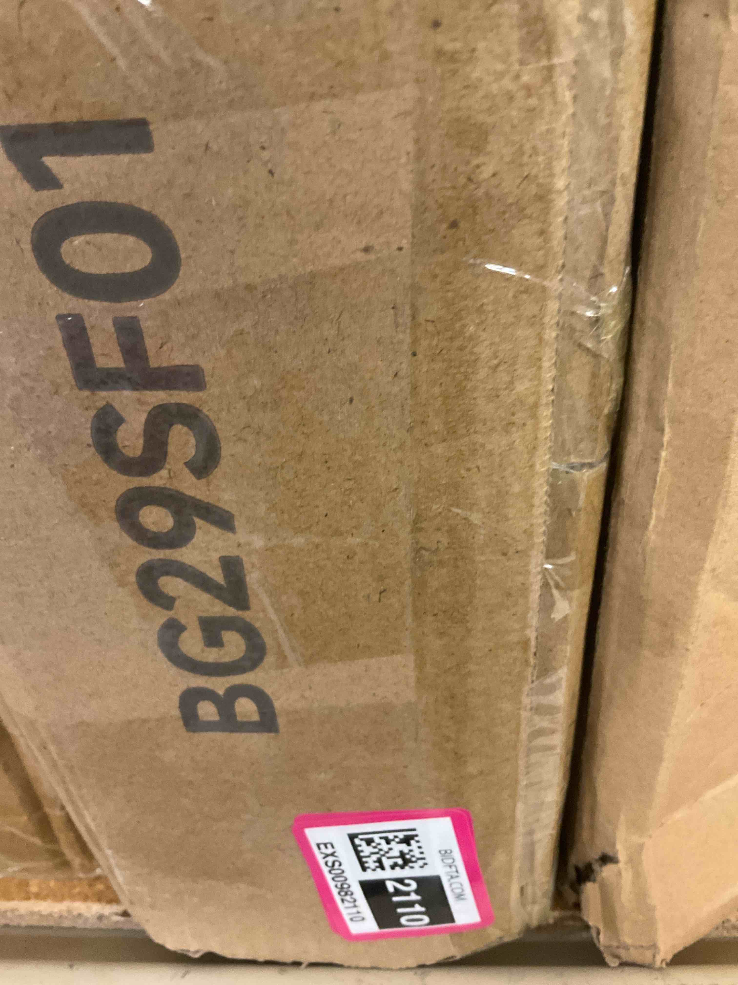 https://s3.amazonaws.com/lotting-images-prod/BargainHunt/EXS00982110_1708188398427.jpeg