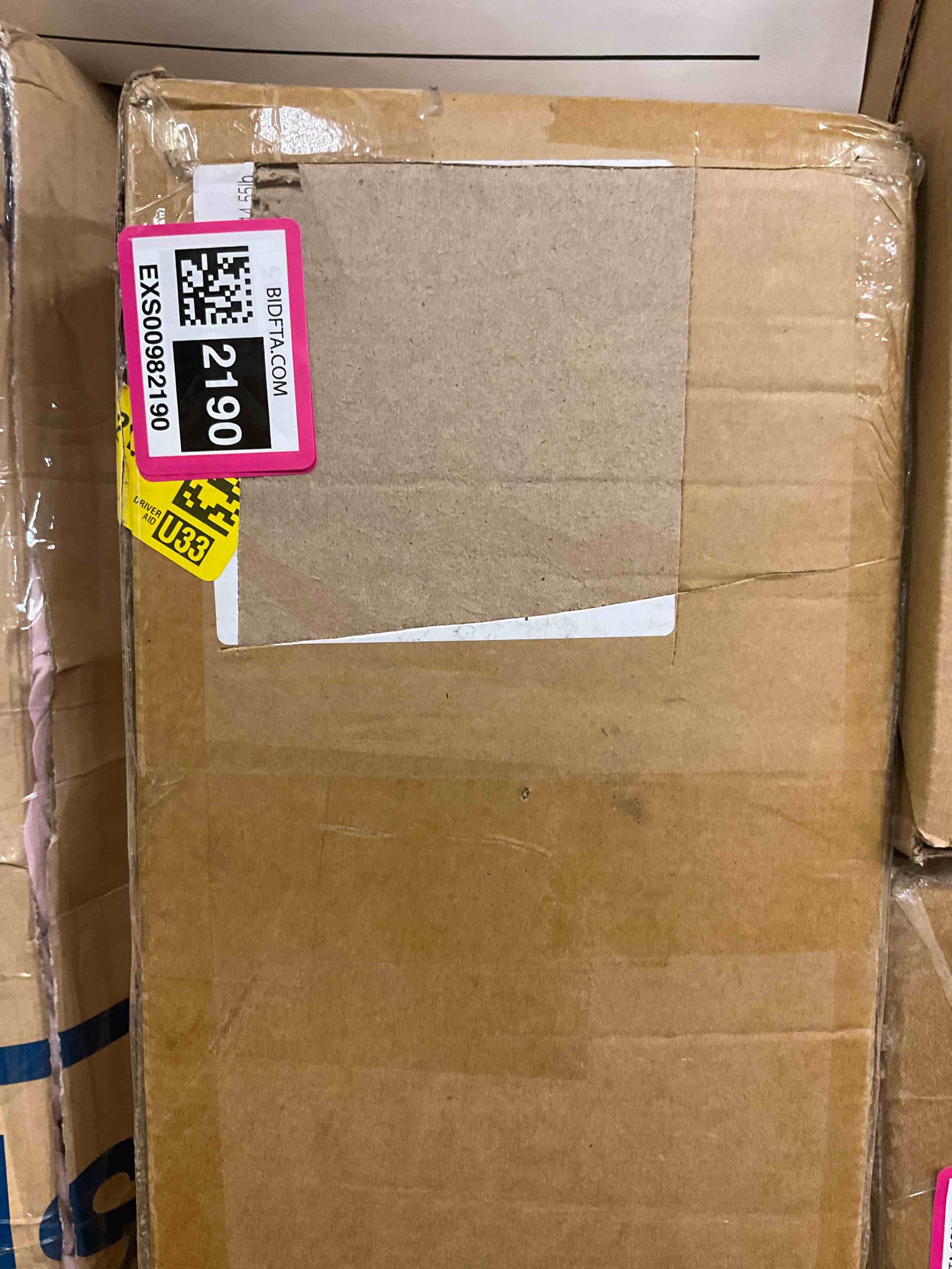 https://s3.amazonaws.com/lotting-images-prod/BargainHunt/EXS00982190_1708190737879.jpeg