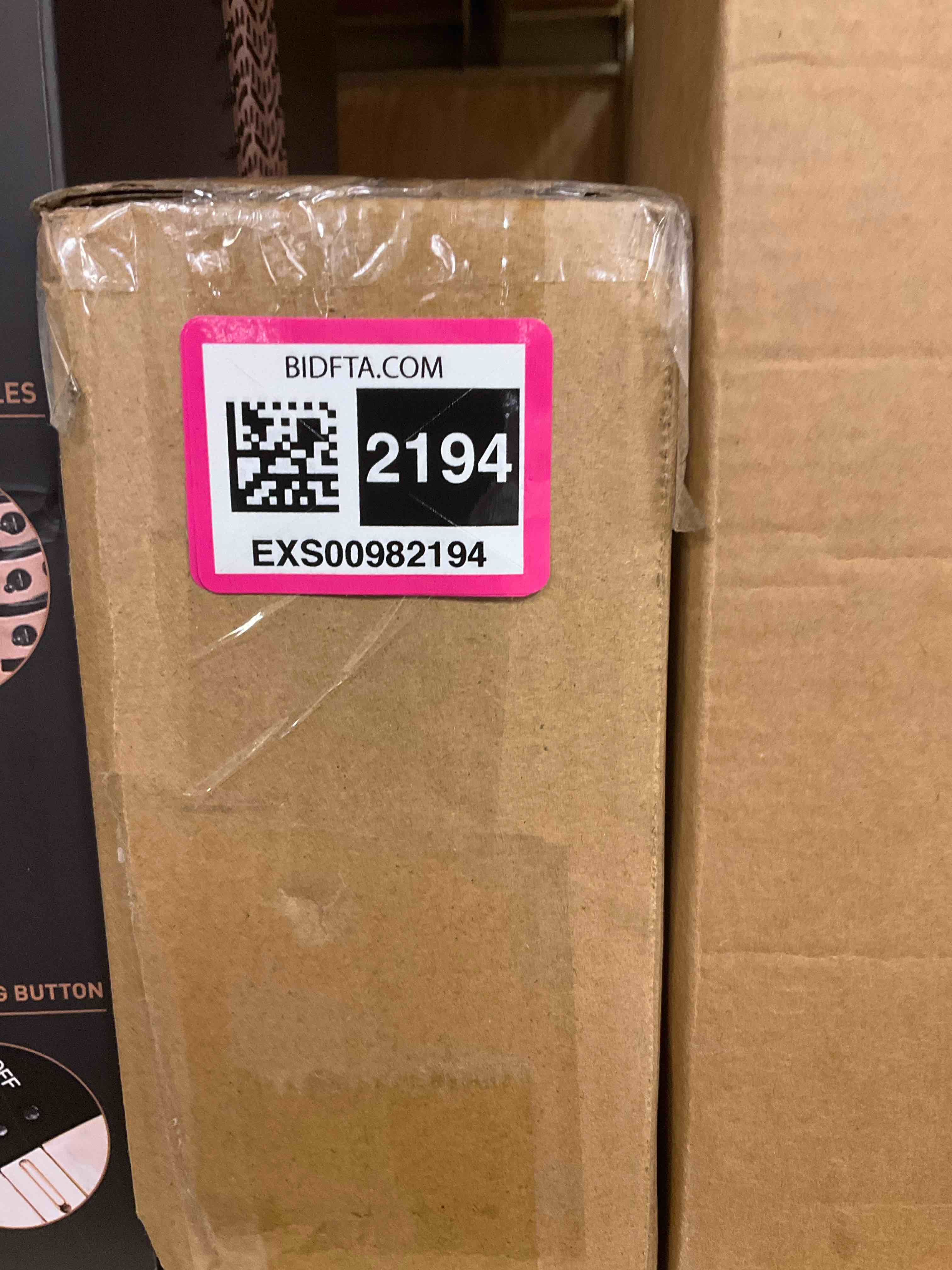 https://s3.amazonaws.com/lotting-images-prod/BargainHunt/EXS00982194_1708190979325.jpeg