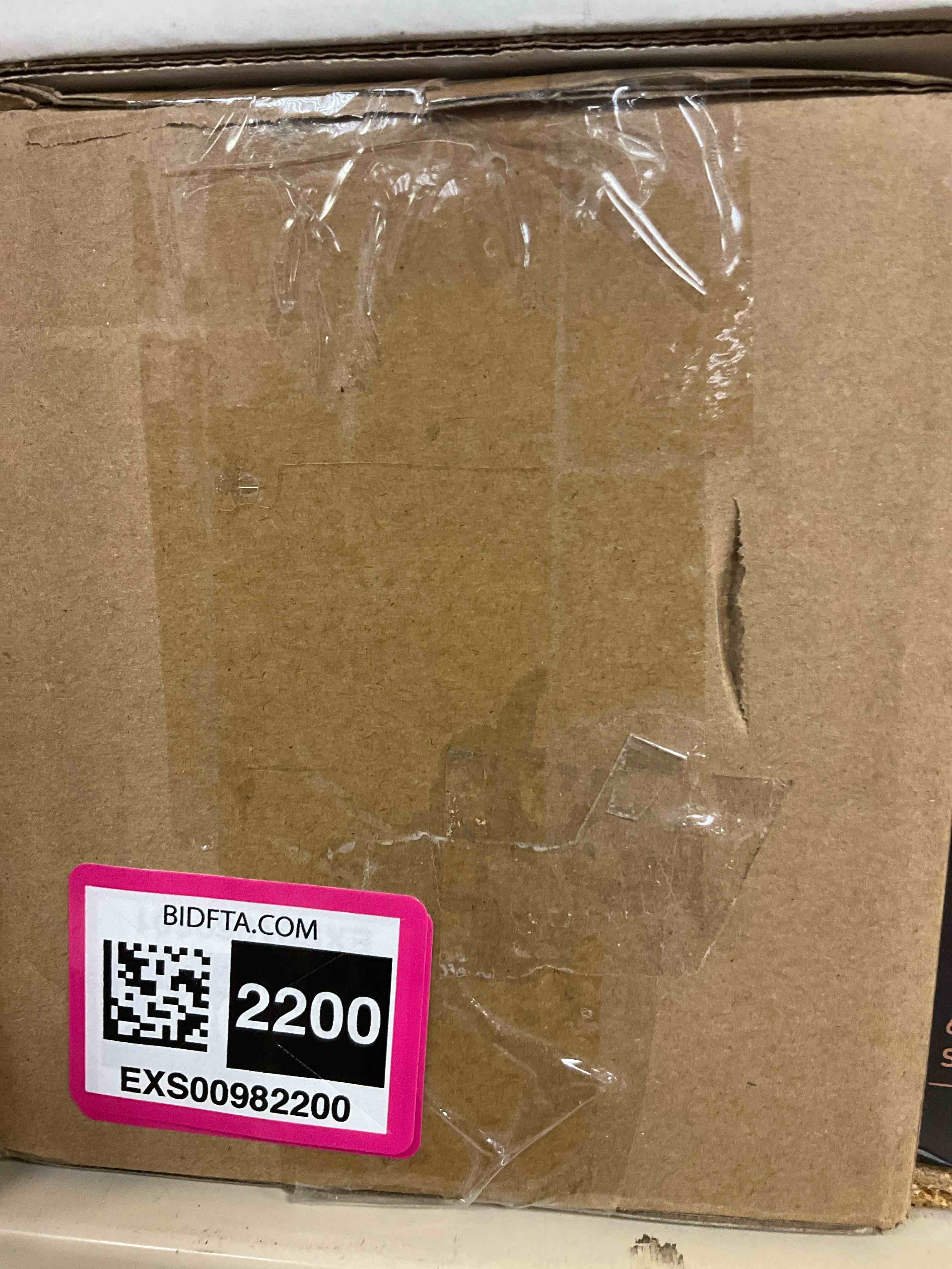 https://s3.amazonaws.com/lotting-images-prod/BargainHunt/EXS00982200_1708190912807.jpeg