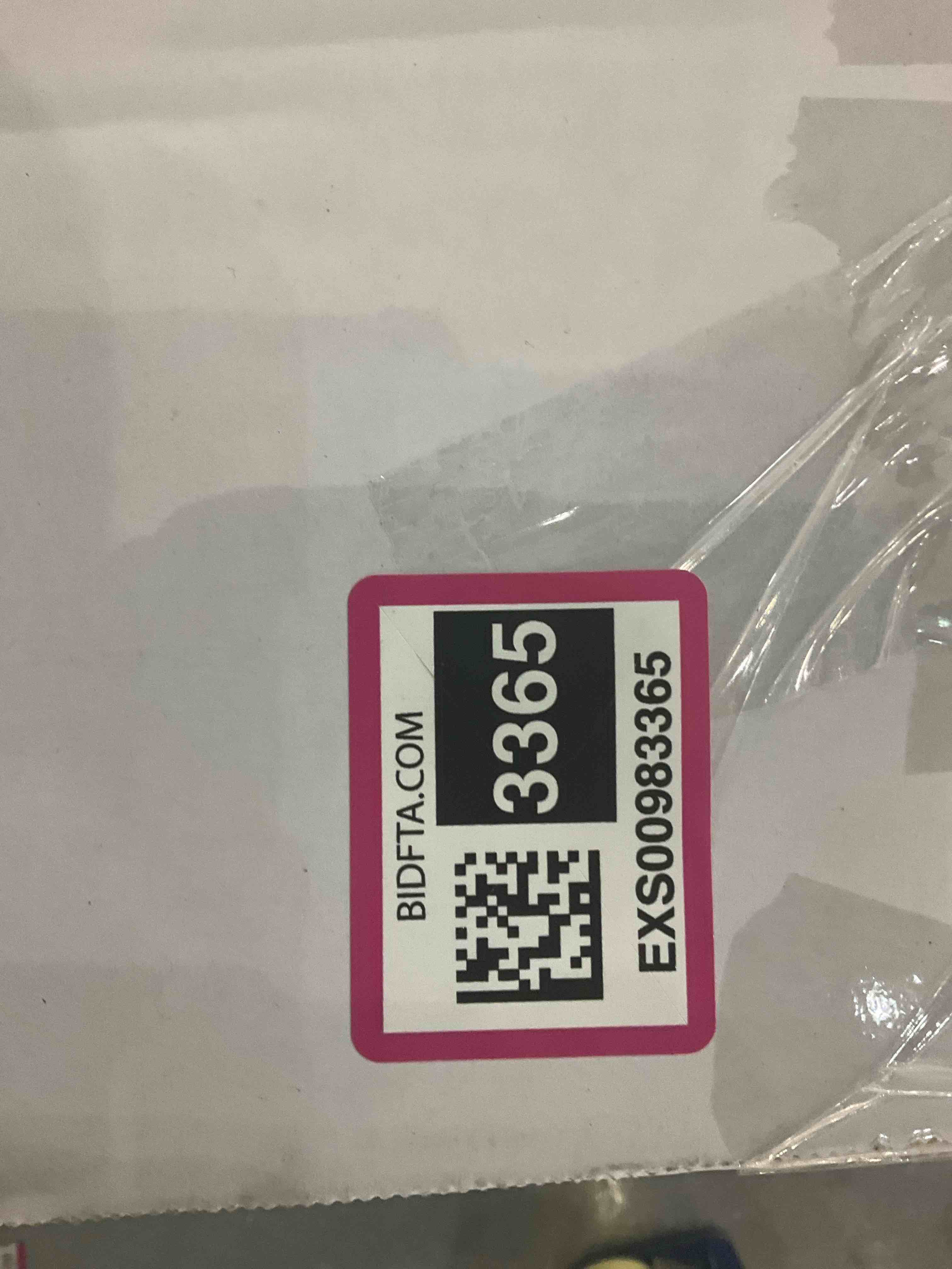 https://s3.amazonaws.com/lotting-images-prod/BargainHunt/EXS00983365_1707222240566.jpeg