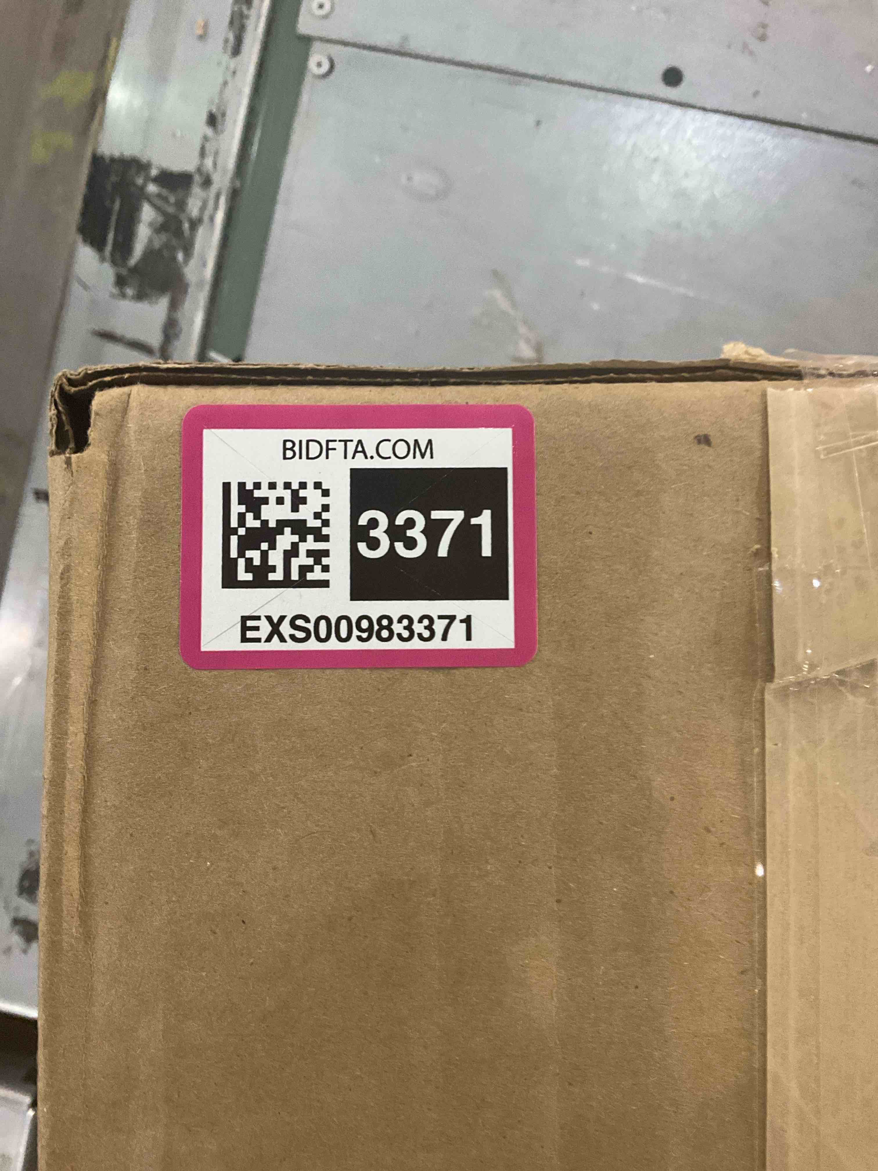 https://s3.amazonaws.com/lotting-images-prod/BargainHunt/EXS00983371_1707222934220.jpeg