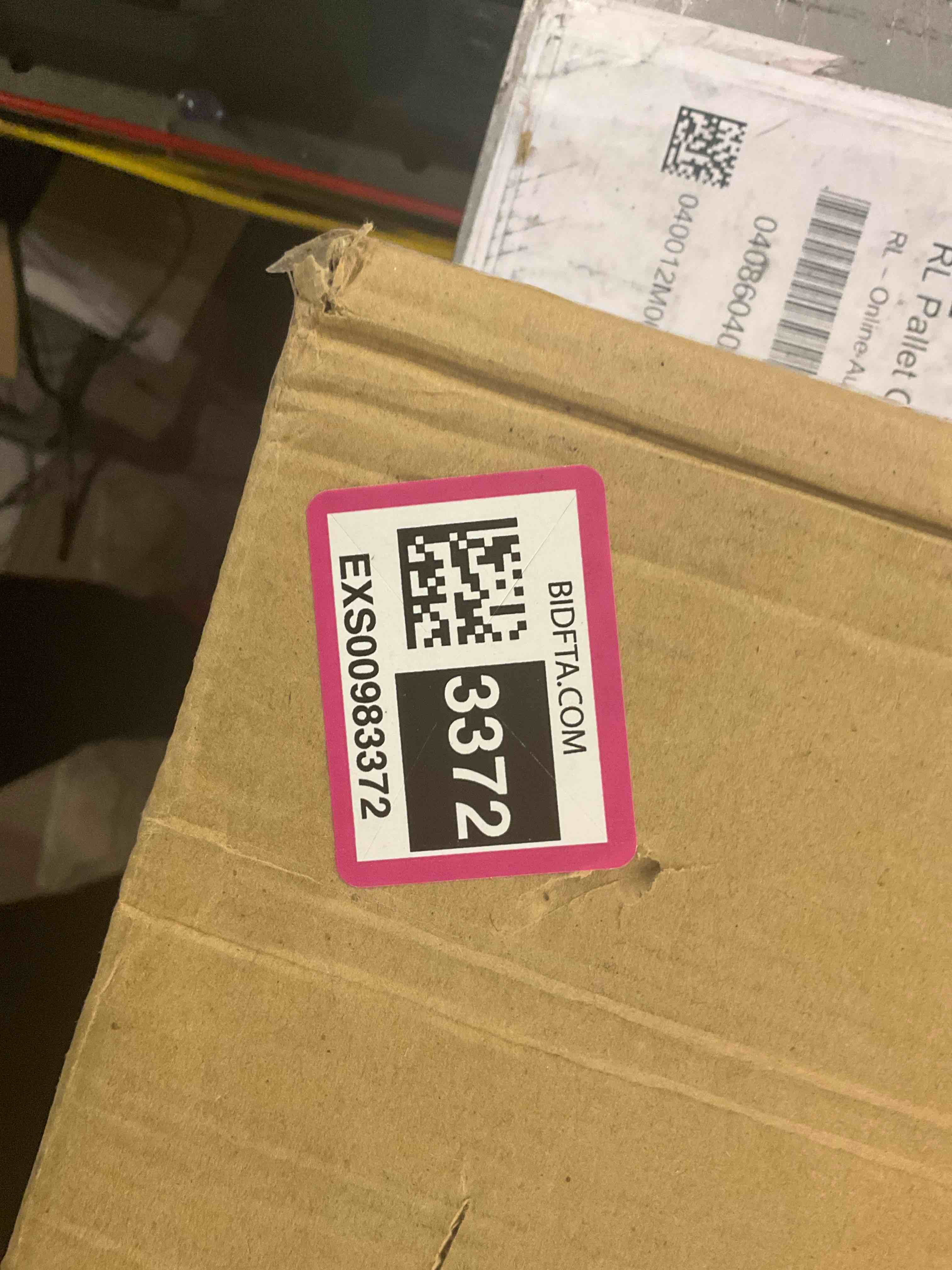https://s3.amazonaws.com/lotting-images-prod/BargainHunt/EXS00983372_1707222864101.jpeg