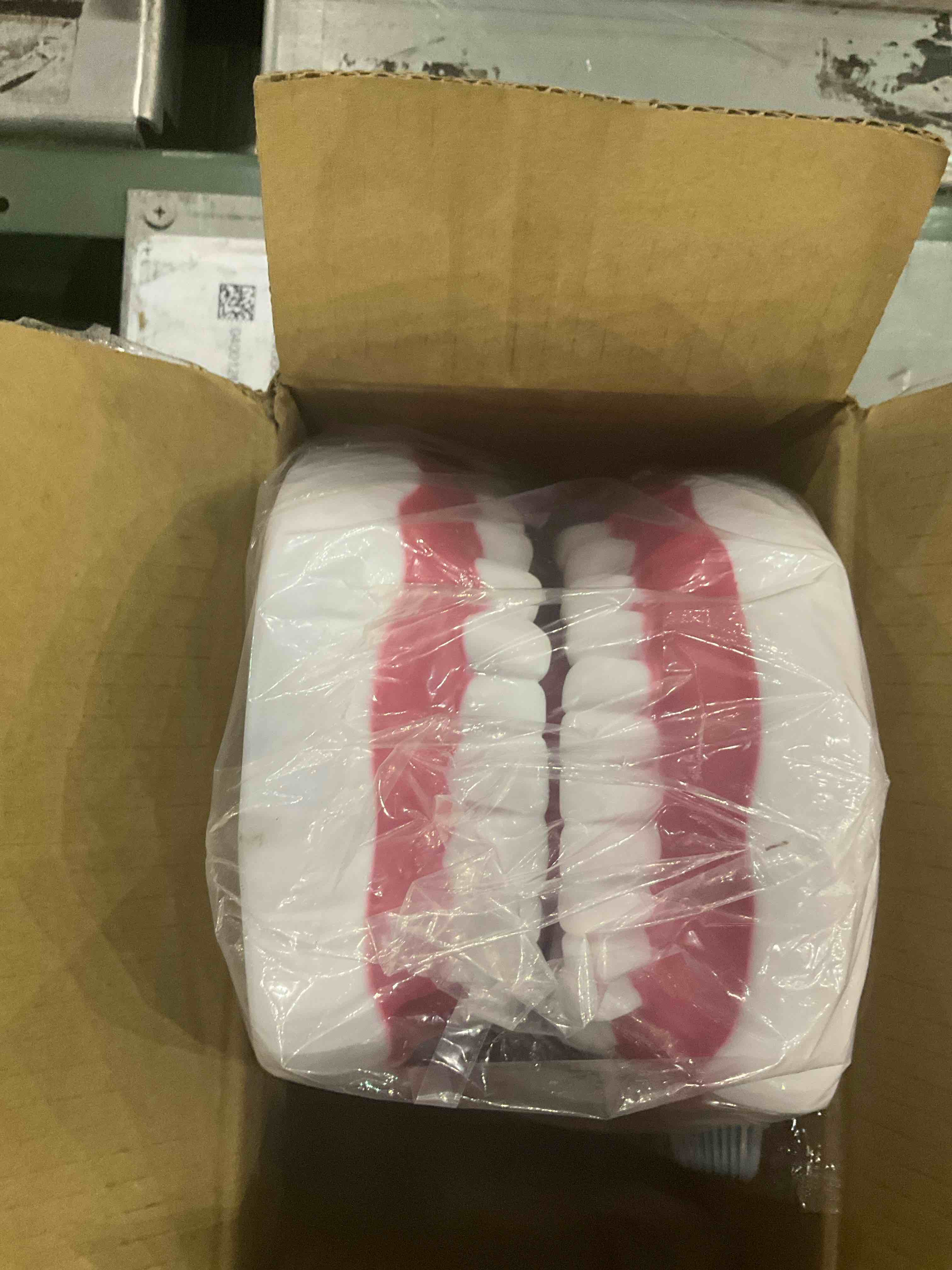 https://s3.amazonaws.com/lotting-images-prod/BargainHunt/EXS00983376_1707222794624.jpeg