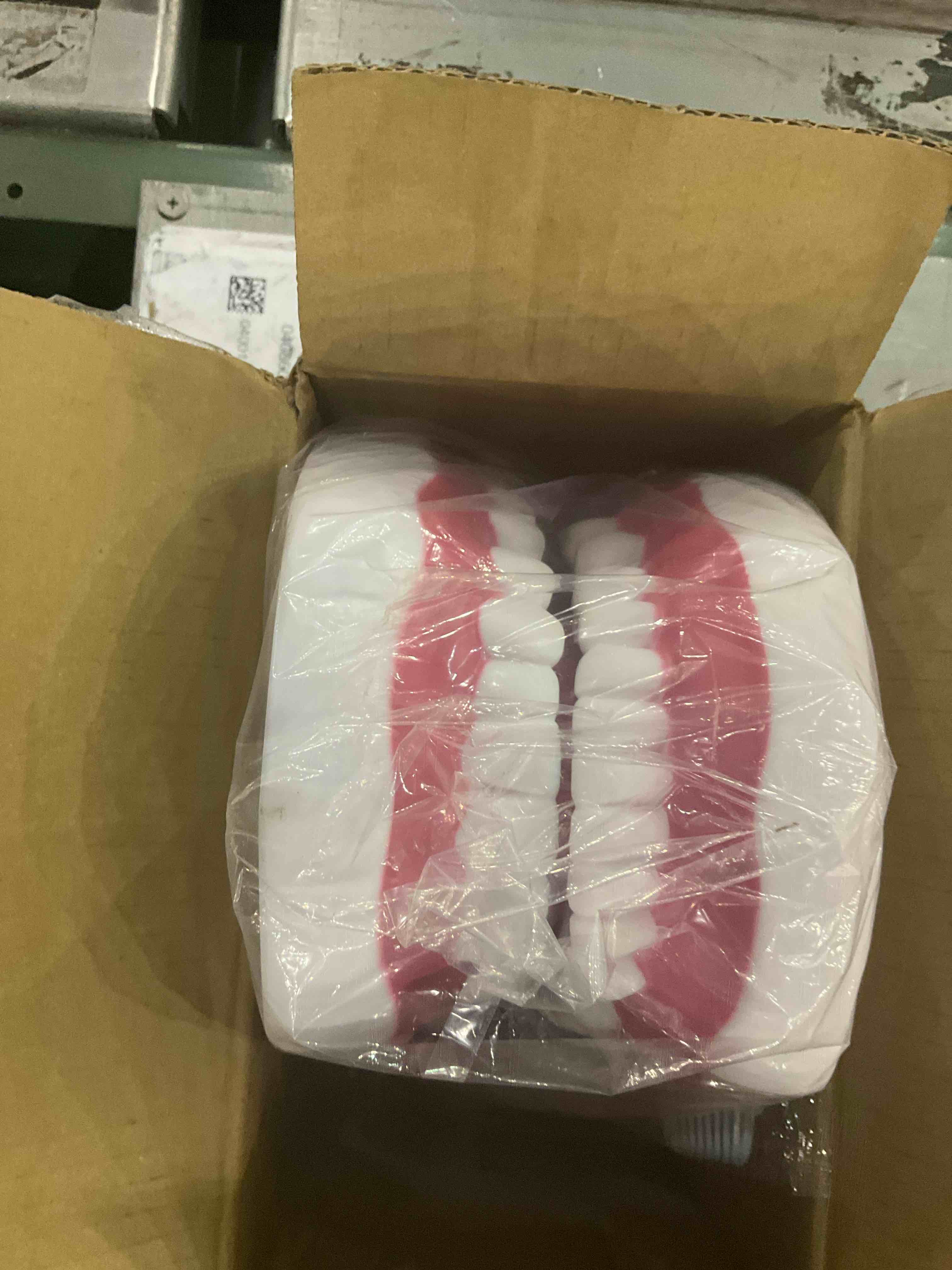 https://s3.amazonaws.com/lotting-images-prod/BargainHunt/EXS00983376_1707222795498.jpeg