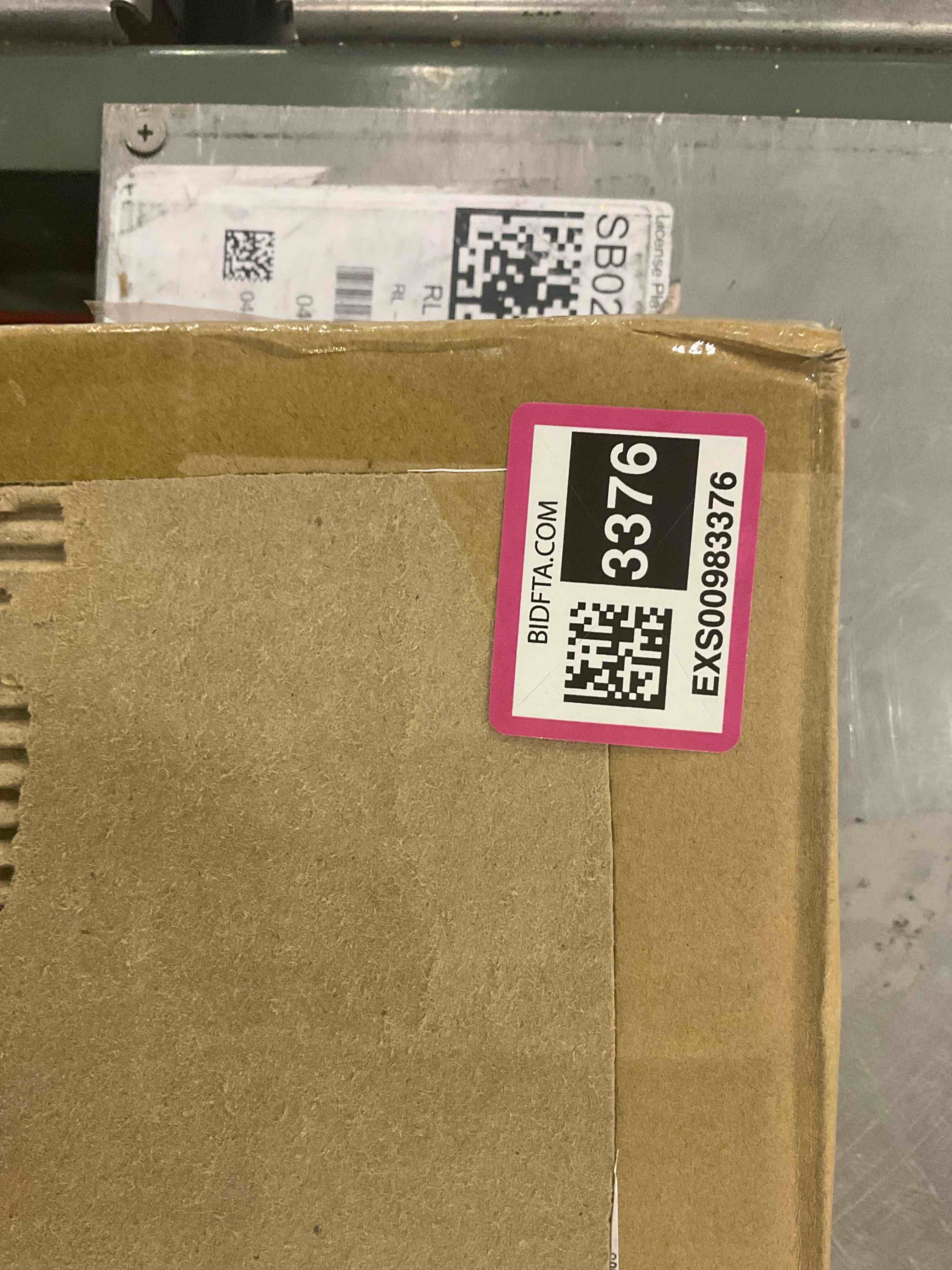 https://s3.amazonaws.com/lotting-images-prod/BargainHunt/EXS00983376_1707222808247.jpeg