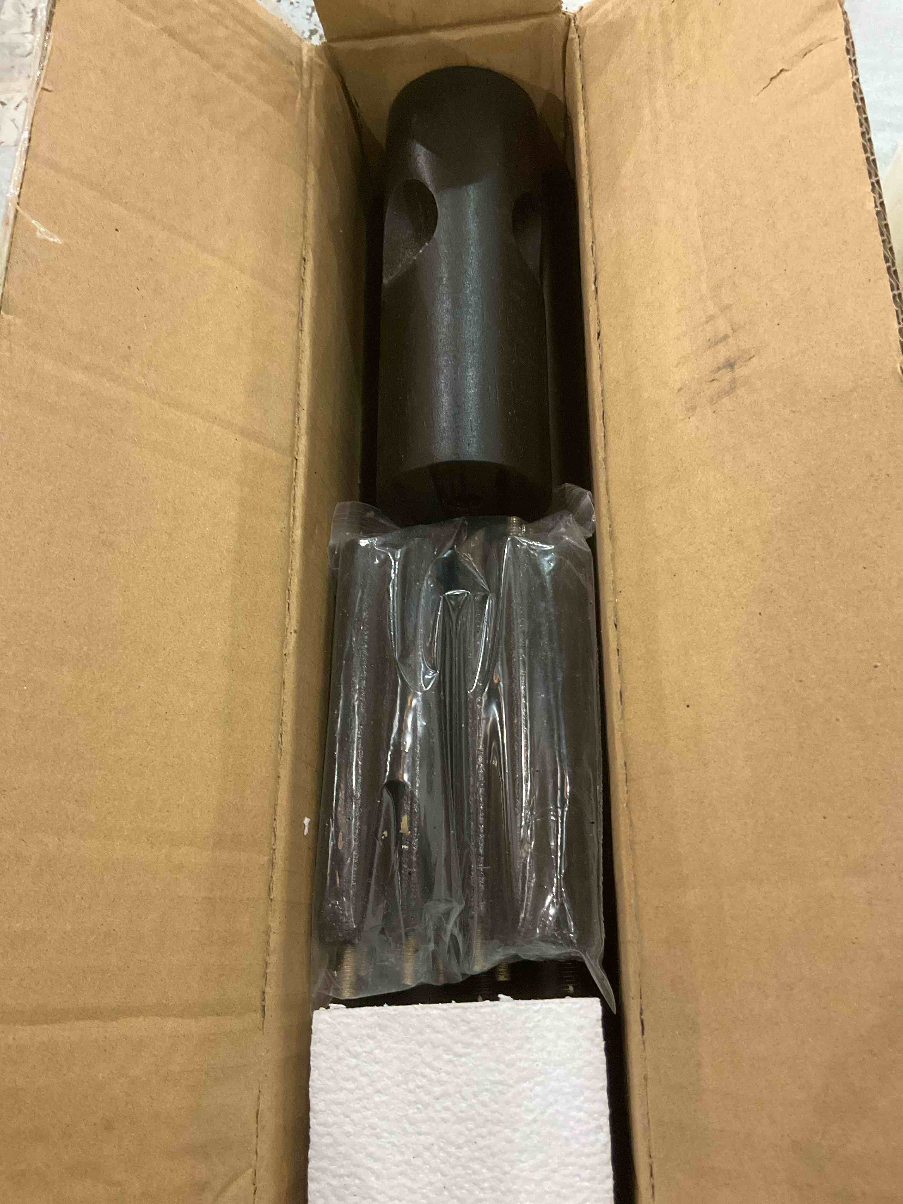 https://s3.amazonaws.com/lotting-images-prod/BargainHunt/EXS00984120_1706626401917.jpeg