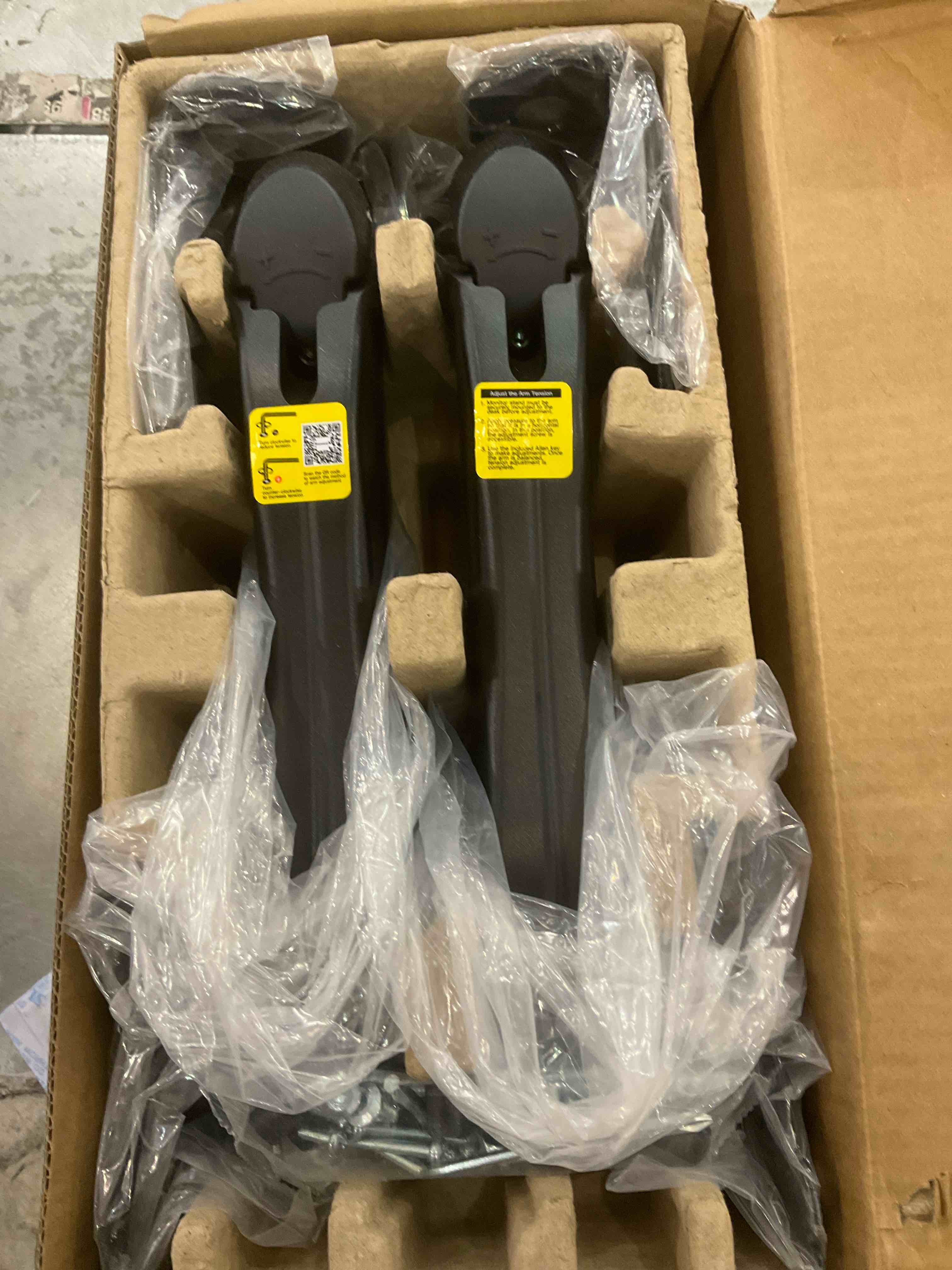 https://s3.amazonaws.com/lotting-images-prod/BargainHunt/EXS00984171_1706637525413.jpeg