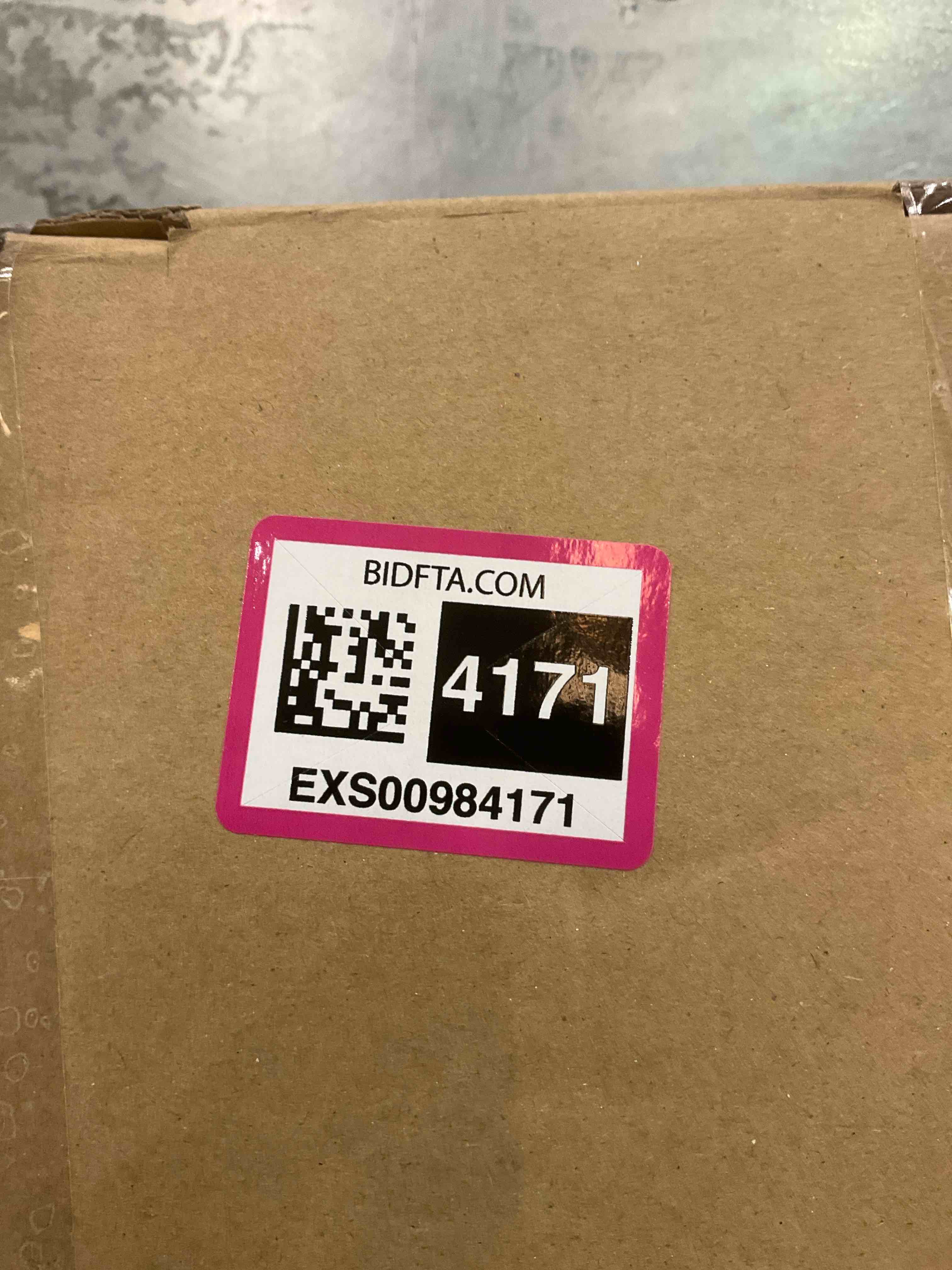https://s3.amazonaws.com/lotting-images-prod/BargainHunt/EXS00984171_1706637620195.jpeg