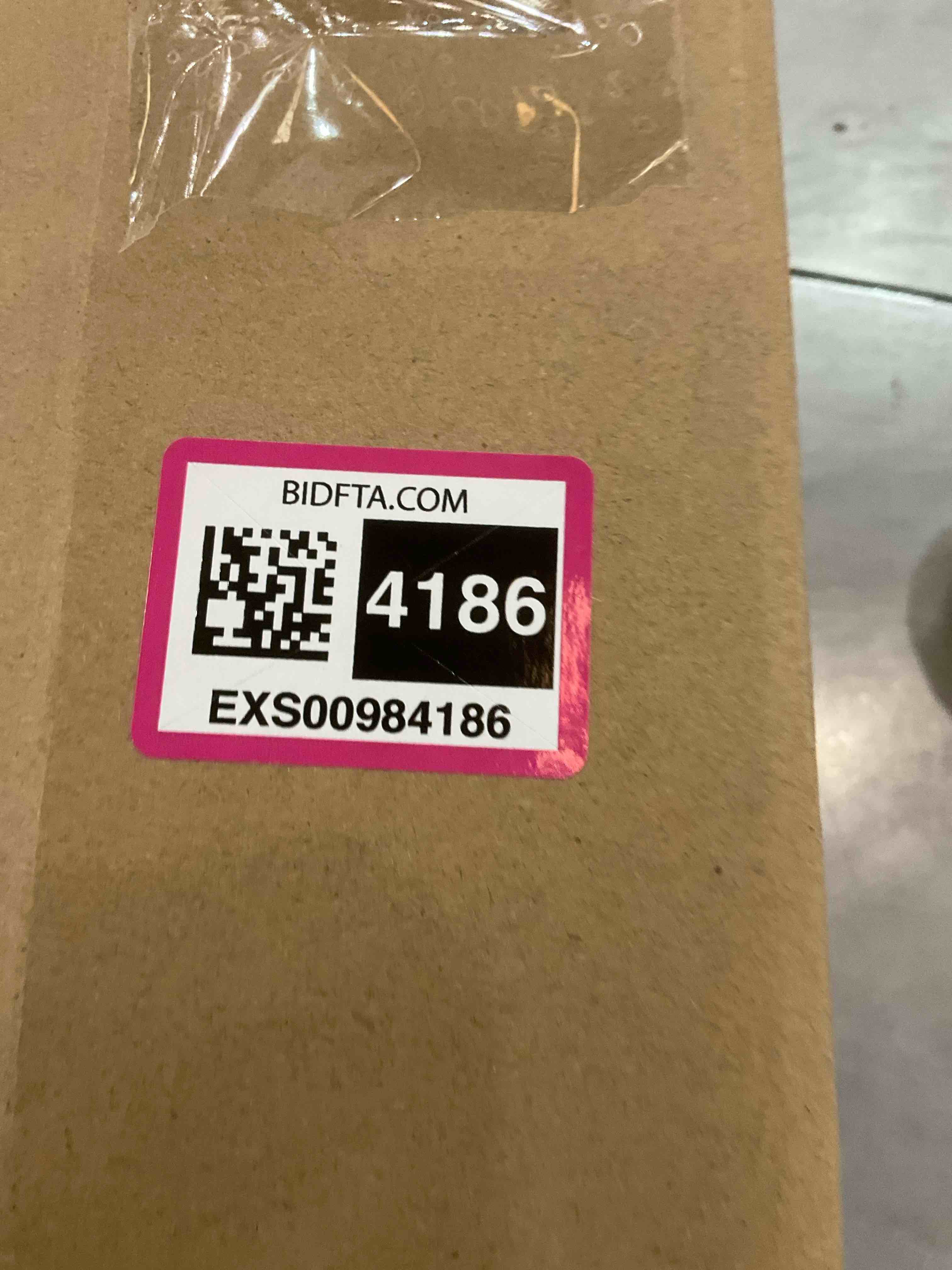 https://s3.amazonaws.com/lotting-images-prod/BargainHunt/EXS00984186_1706640628247.jpeg