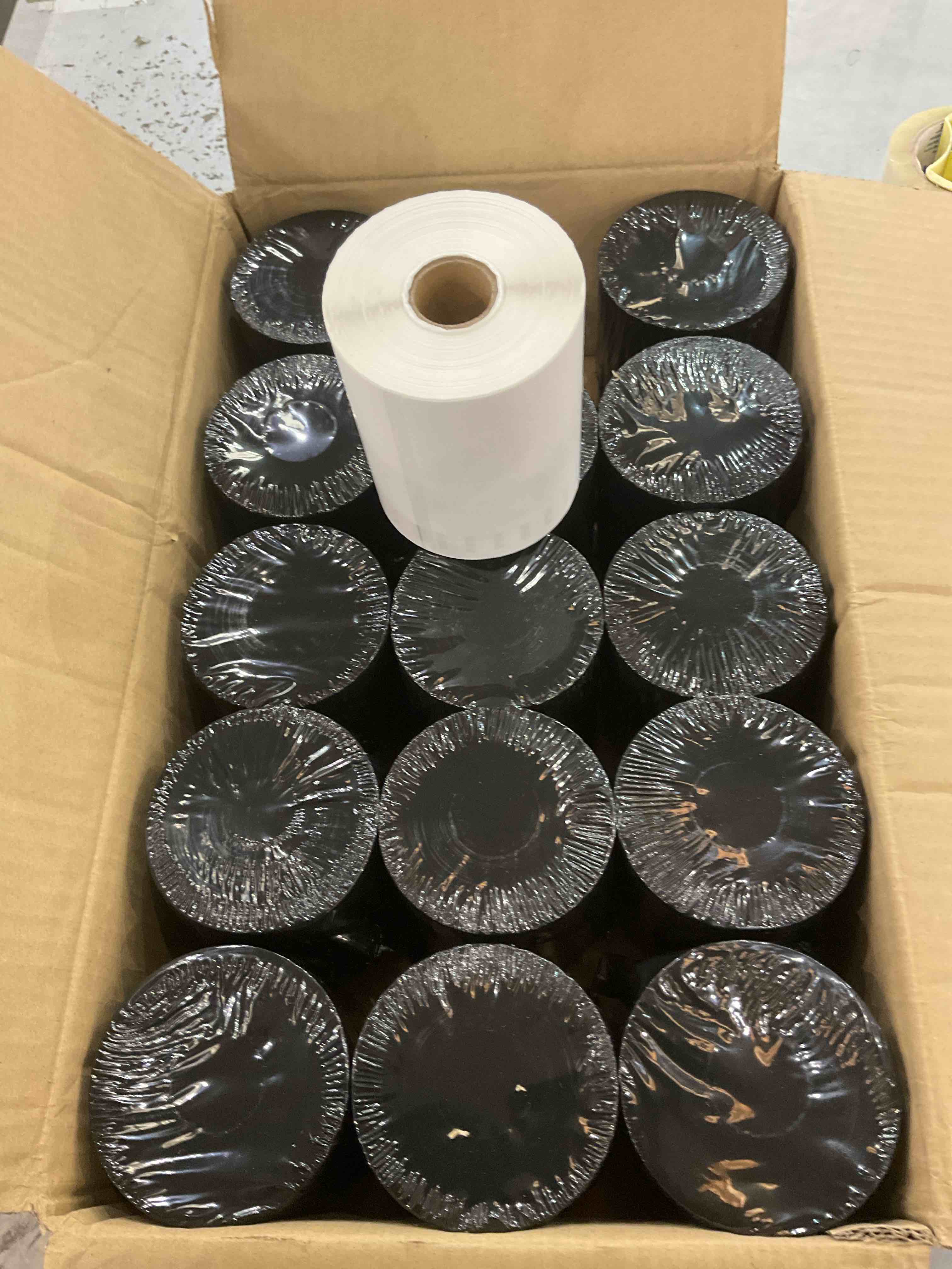 https://s3.amazonaws.com/lotting-images-prod/BargainHunt/EXS00984190_1706642825250.jpeg