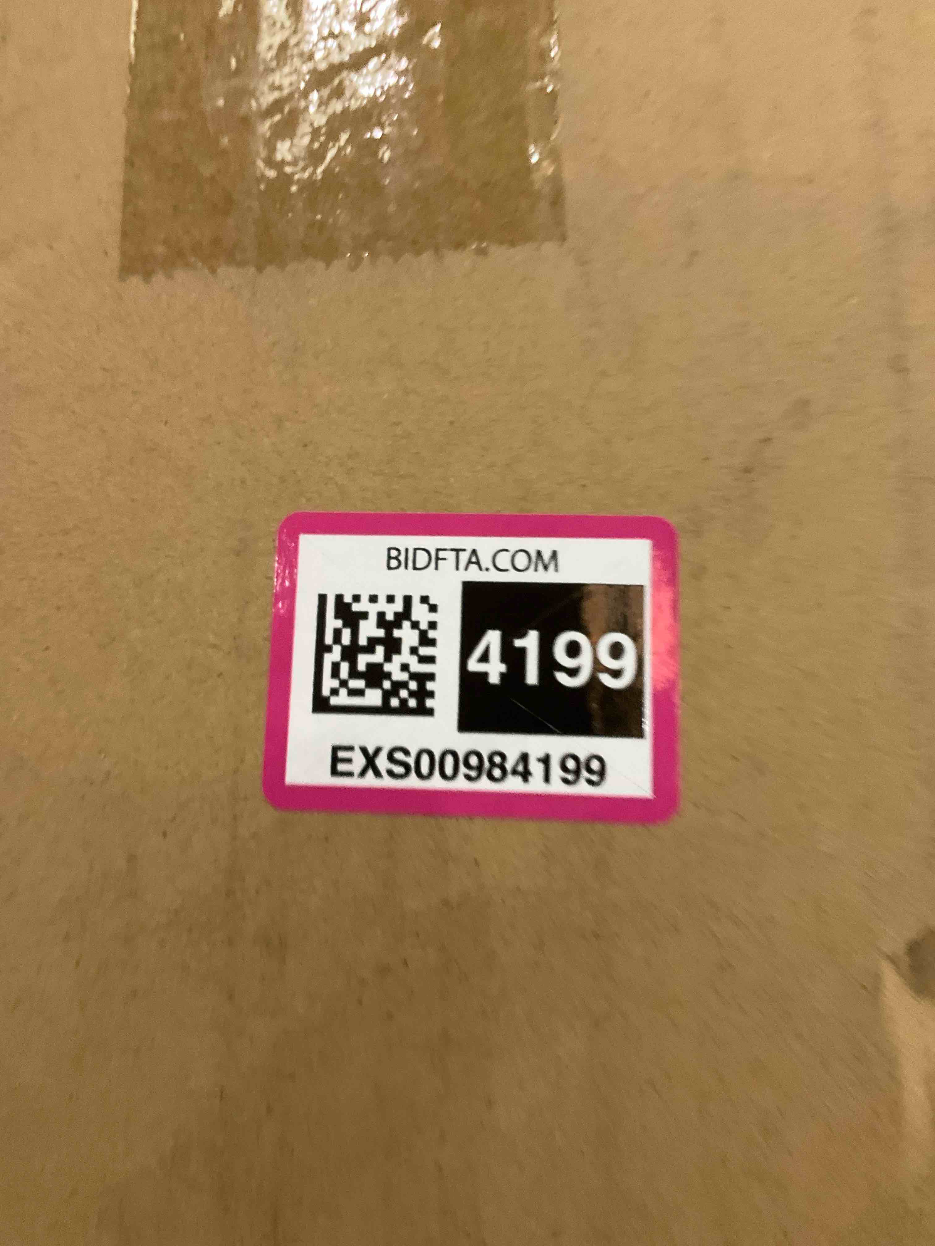 https://s3.amazonaws.com/lotting-images-prod/BargainHunt/EXS00984199_1706644400031.jpeg