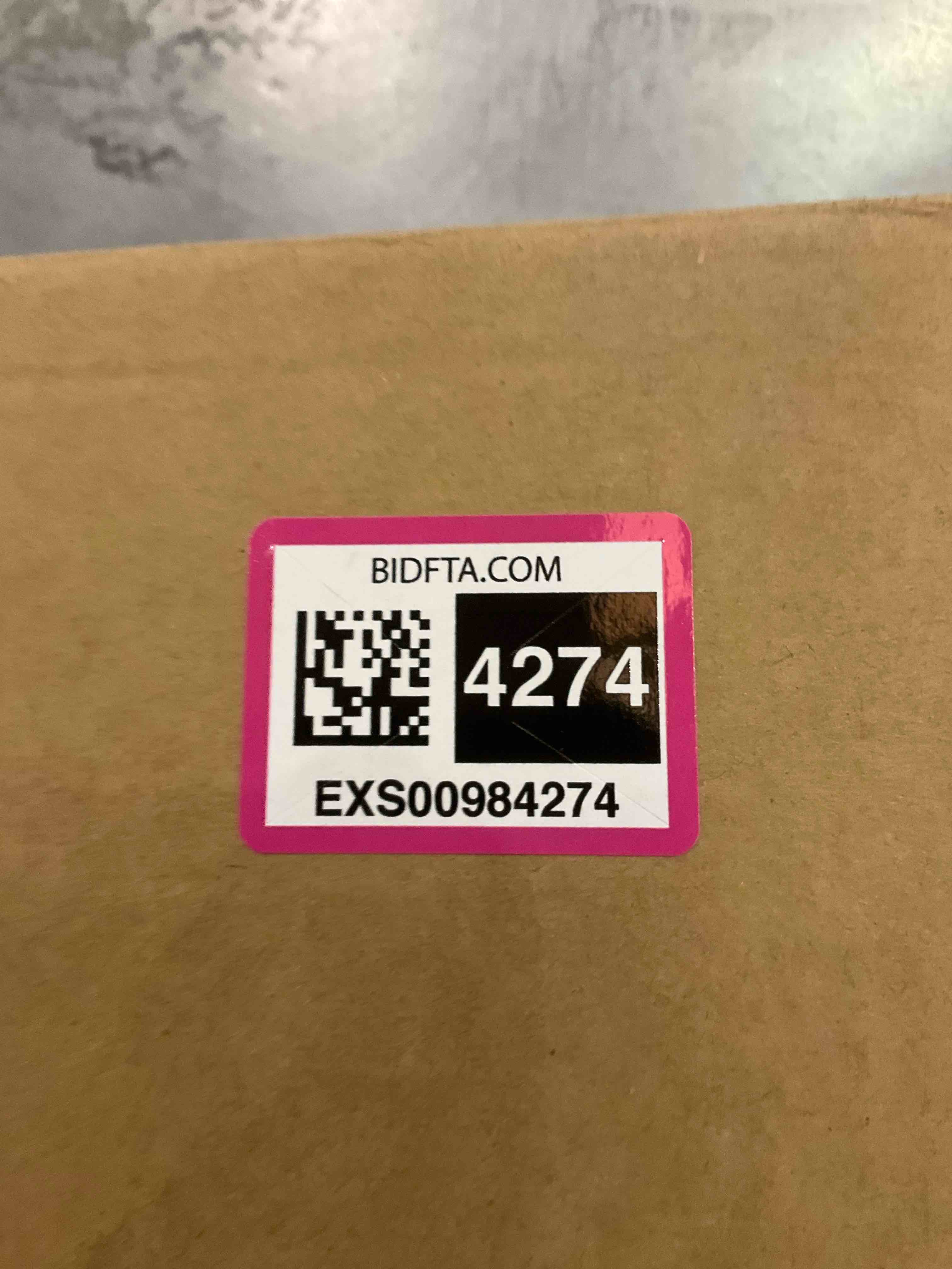 https://s3.amazonaws.com/lotting-images-prod/BargainHunt/EXS00984274_1706719956667.jpeg