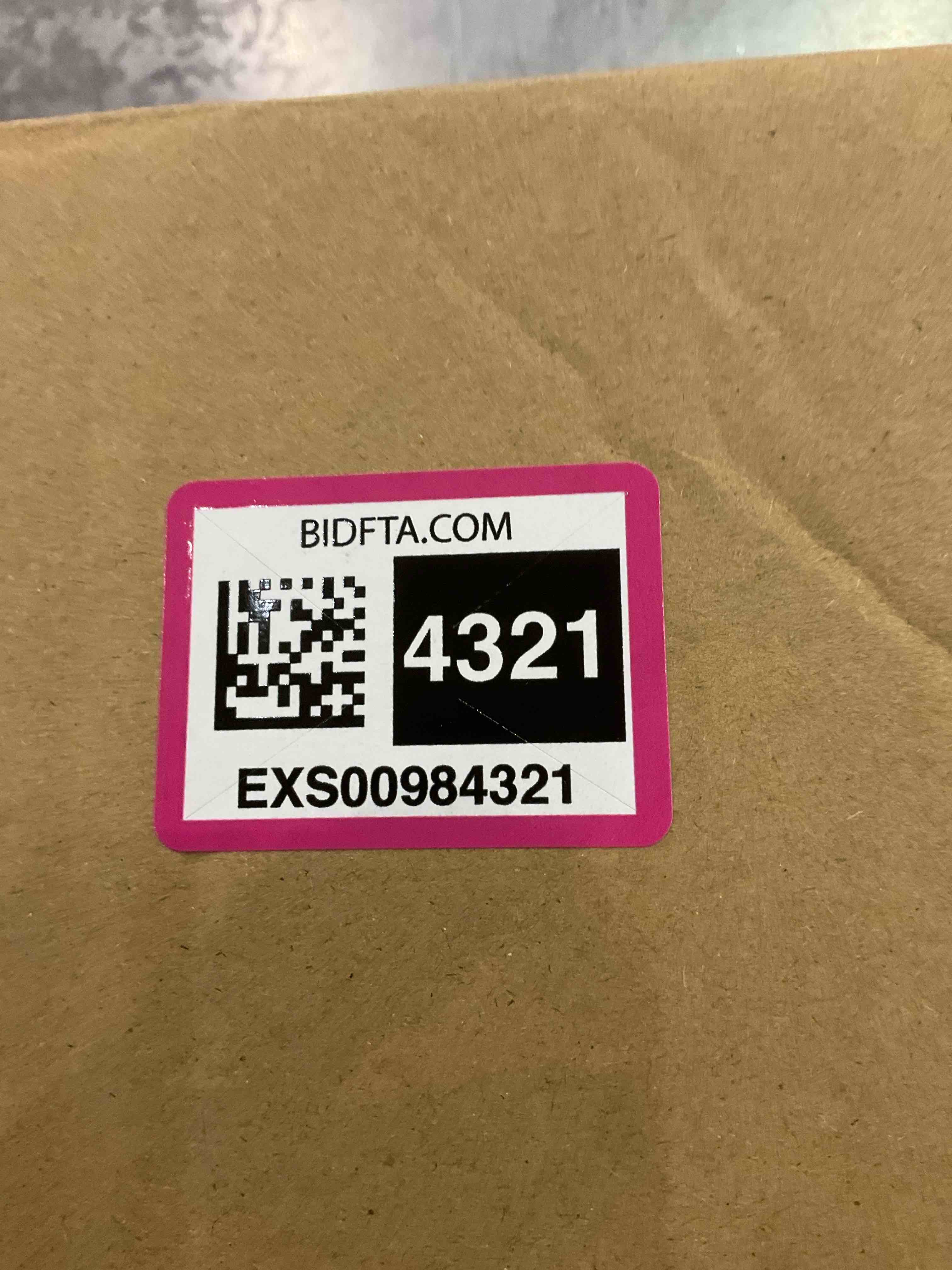 https://s3.amazonaws.com/lotting-images-prod/BargainHunt/EXS00984321_1706789705548.jpeg