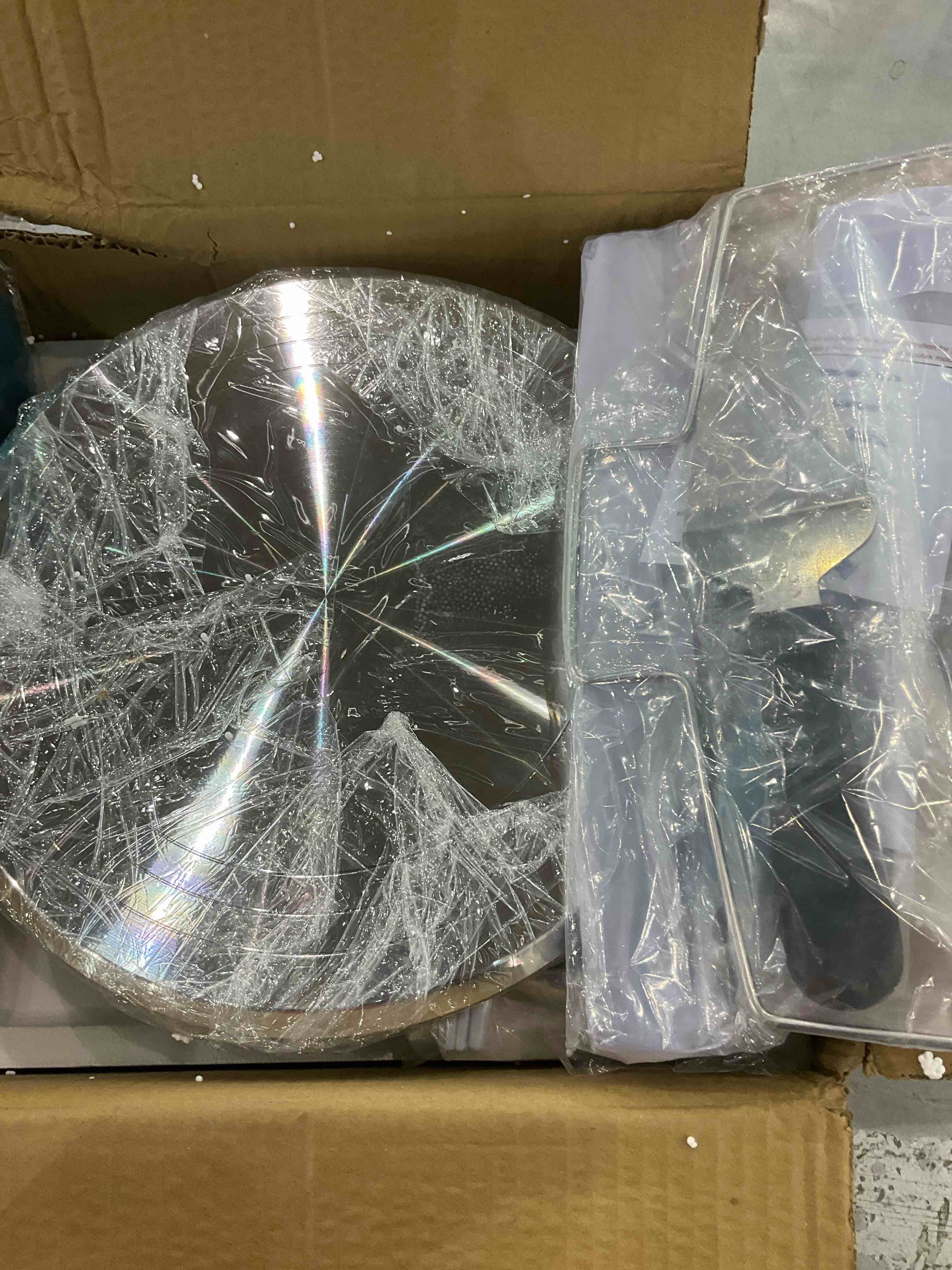 https://s3.amazonaws.com/lotting-images-prod/BargainHunt/EXS00984326_1706790359241.jpeg