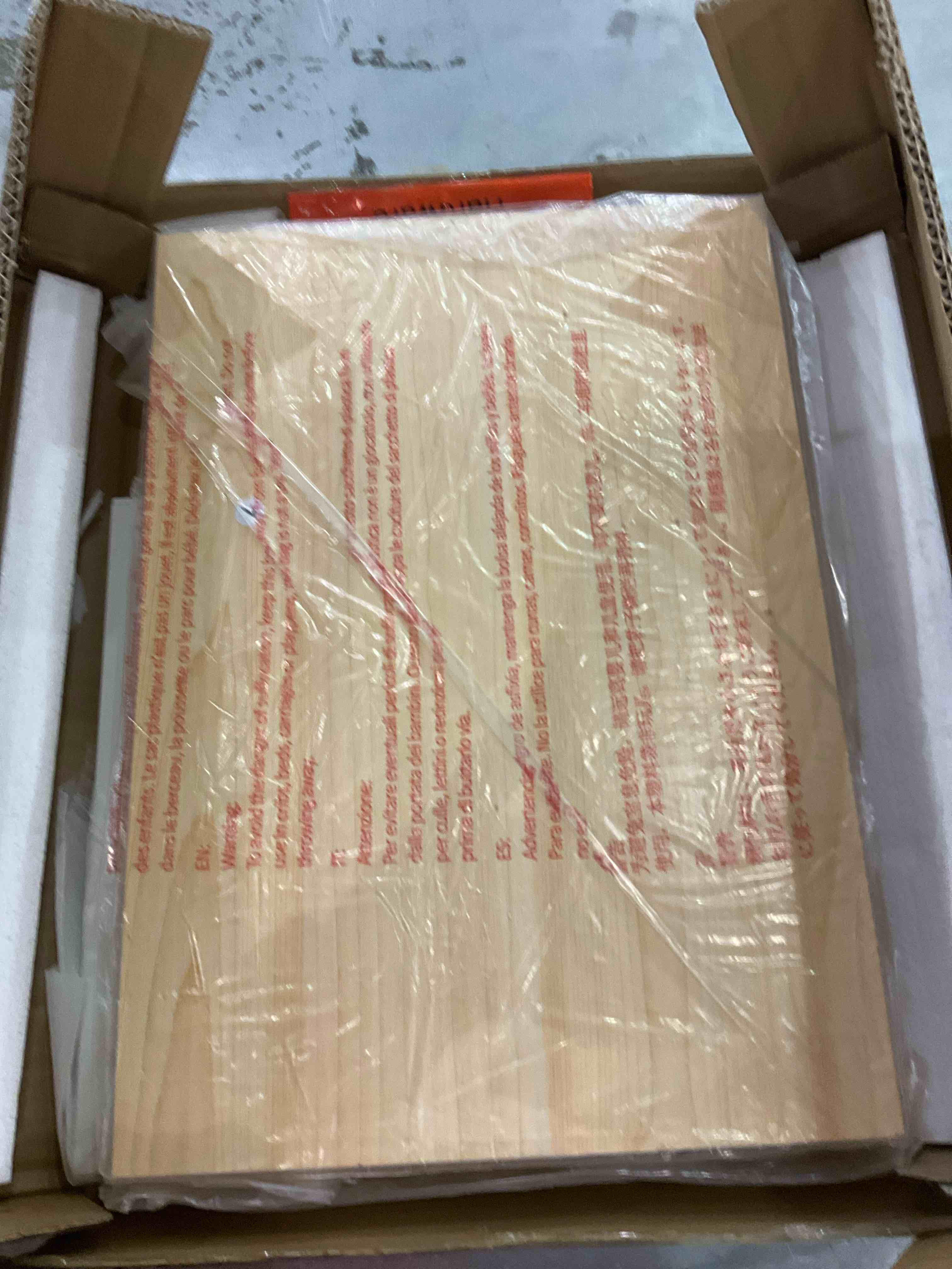 https://s3.amazonaws.com/lotting-images-prod/BargainHunt/EXS00984327_1706790460307.jpeg