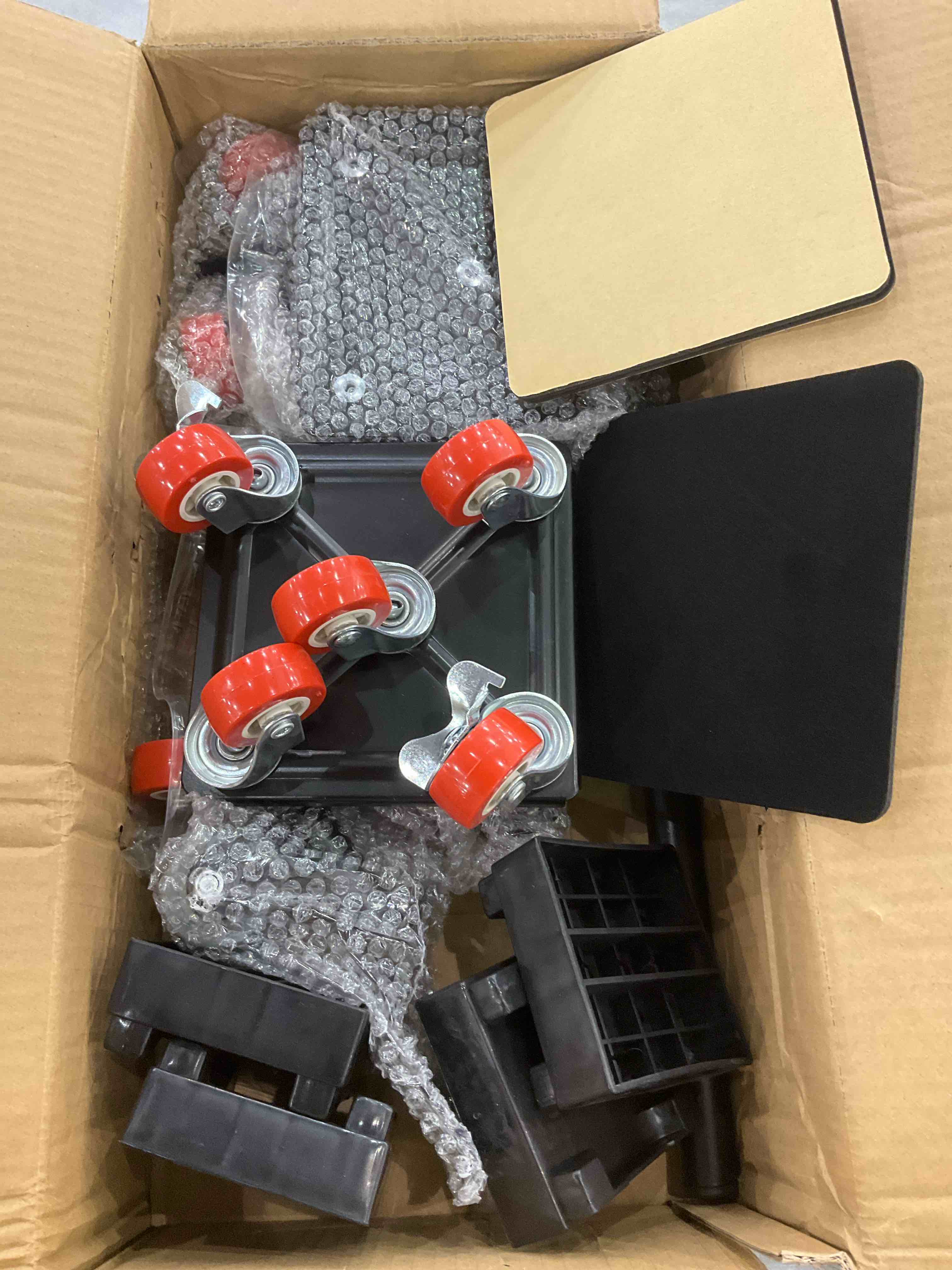https://s3.amazonaws.com/lotting-images-prod/BargainHunt/EXS00984331_1706790992398.jpeg
