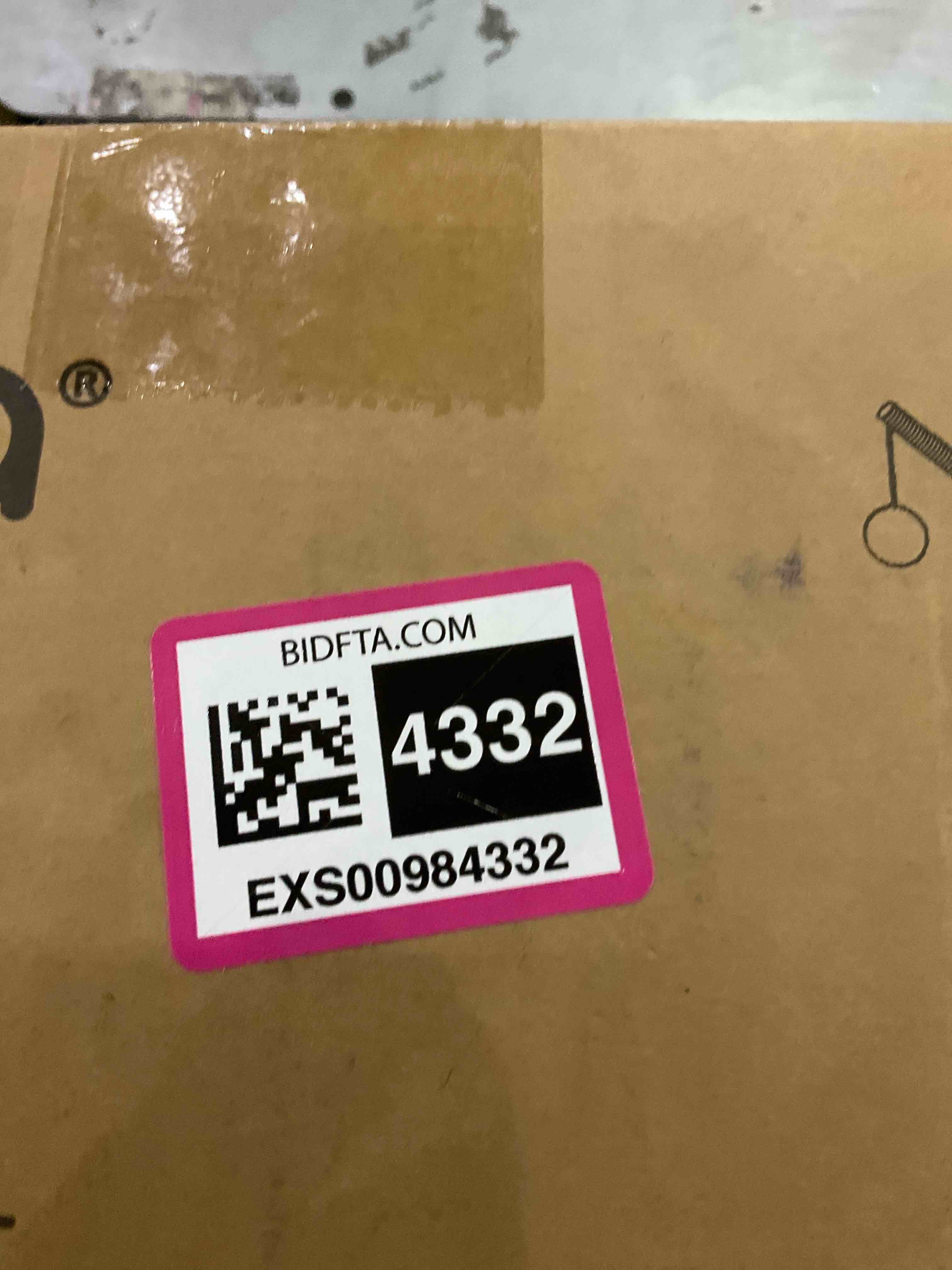 https://s3.amazonaws.com/lotting-images-prod/BargainHunt/EXS00984332_1706791155369.jpeg