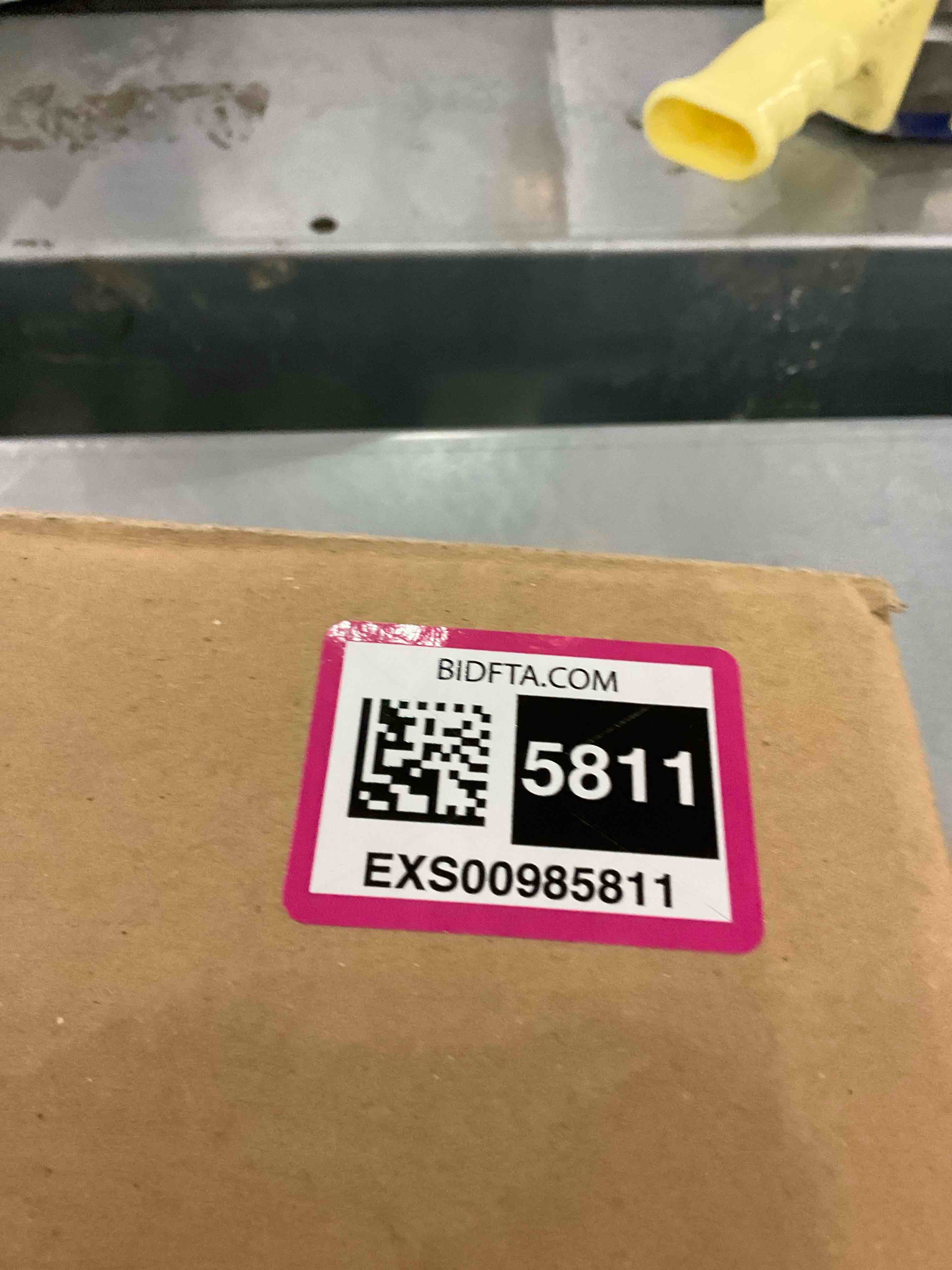 https://s3.amazonaws.com/lotting-images-prod/BargainHunt/EXS00985811_1711983834108.jpeg