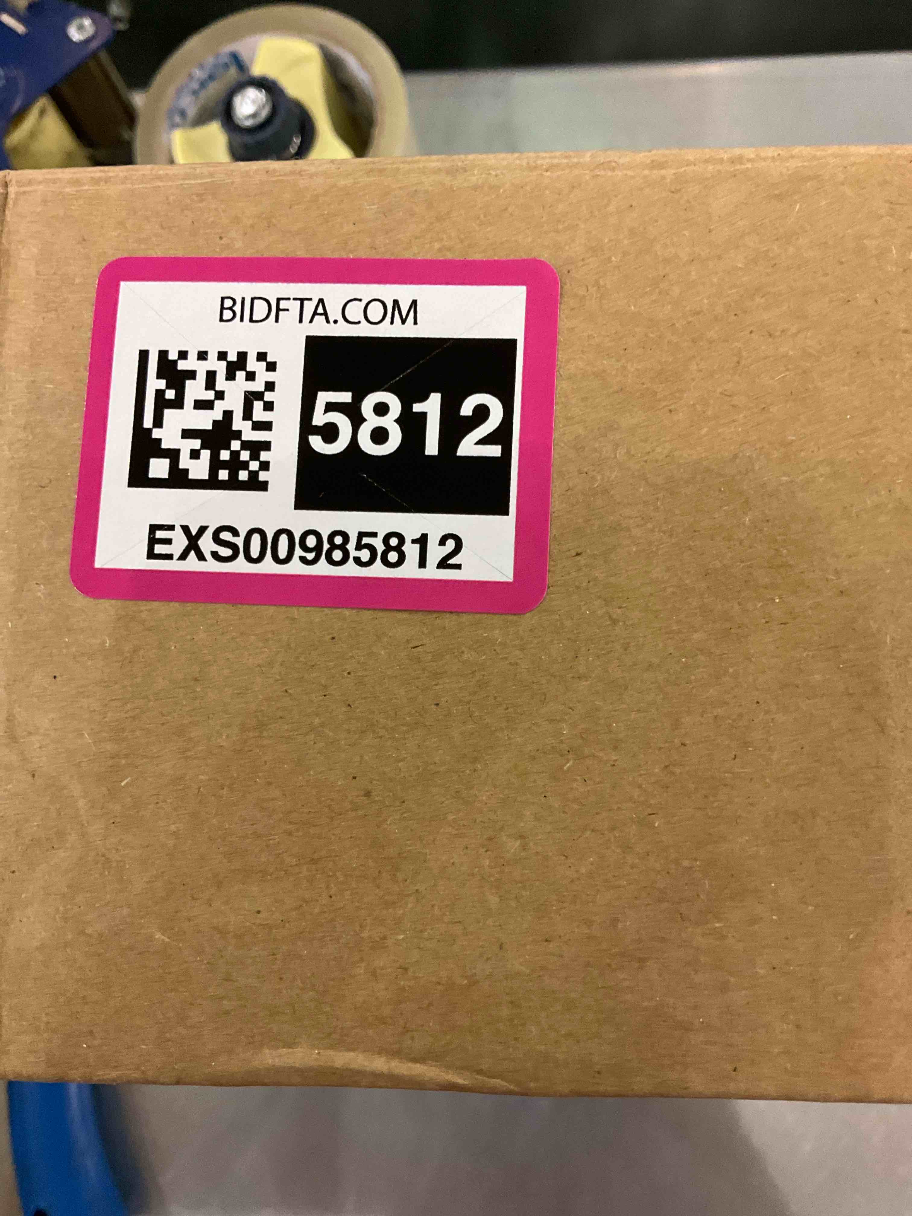 https://s3.amazonaws.com/lotting-images-prod/BargainHunt/EXS00985812_1711983910340.jpeg