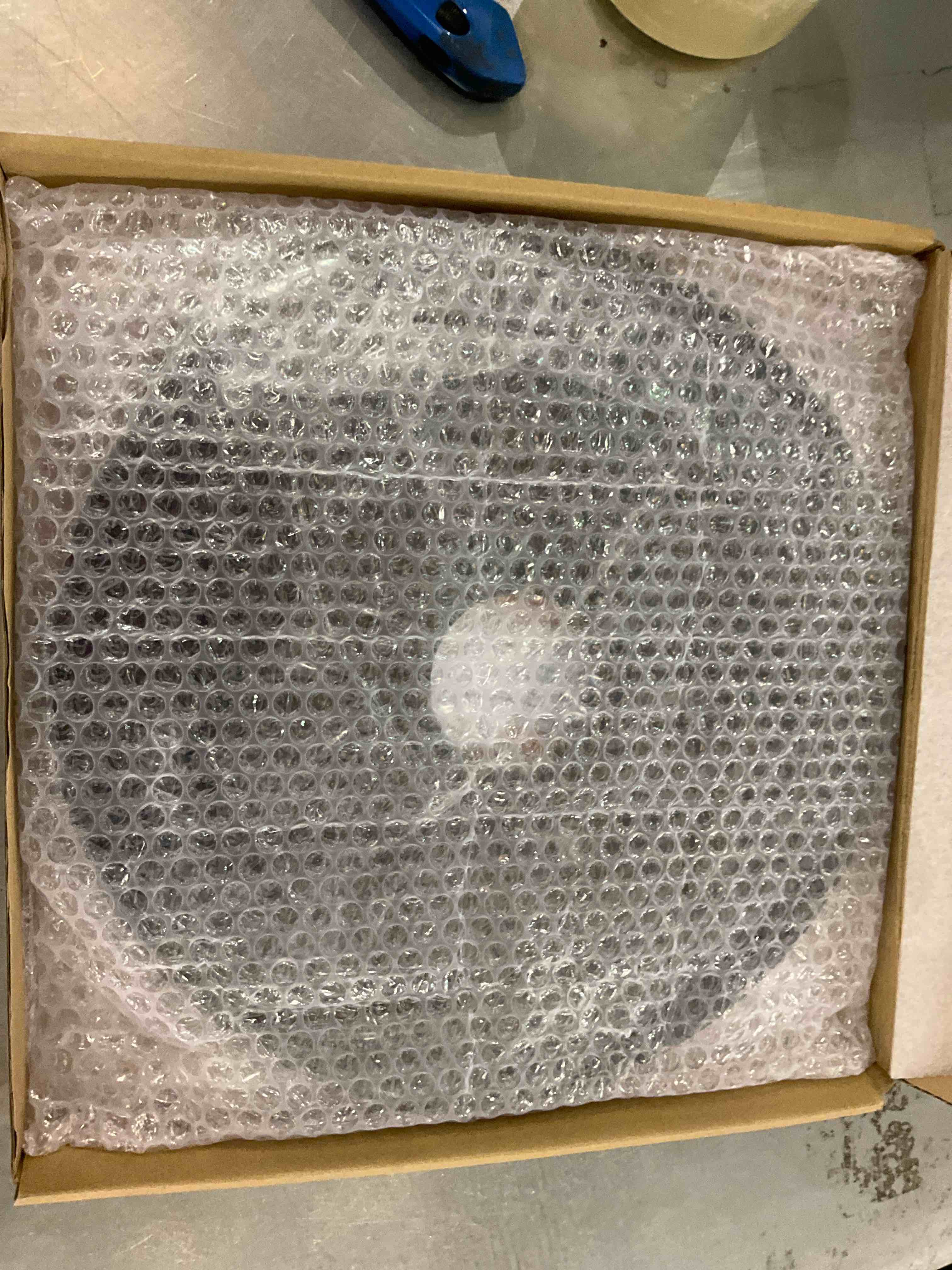 https://s3.amazonaws.com/lotting-images-prod/BargainHunt/EXS00985815_1711984199965.jpeg
