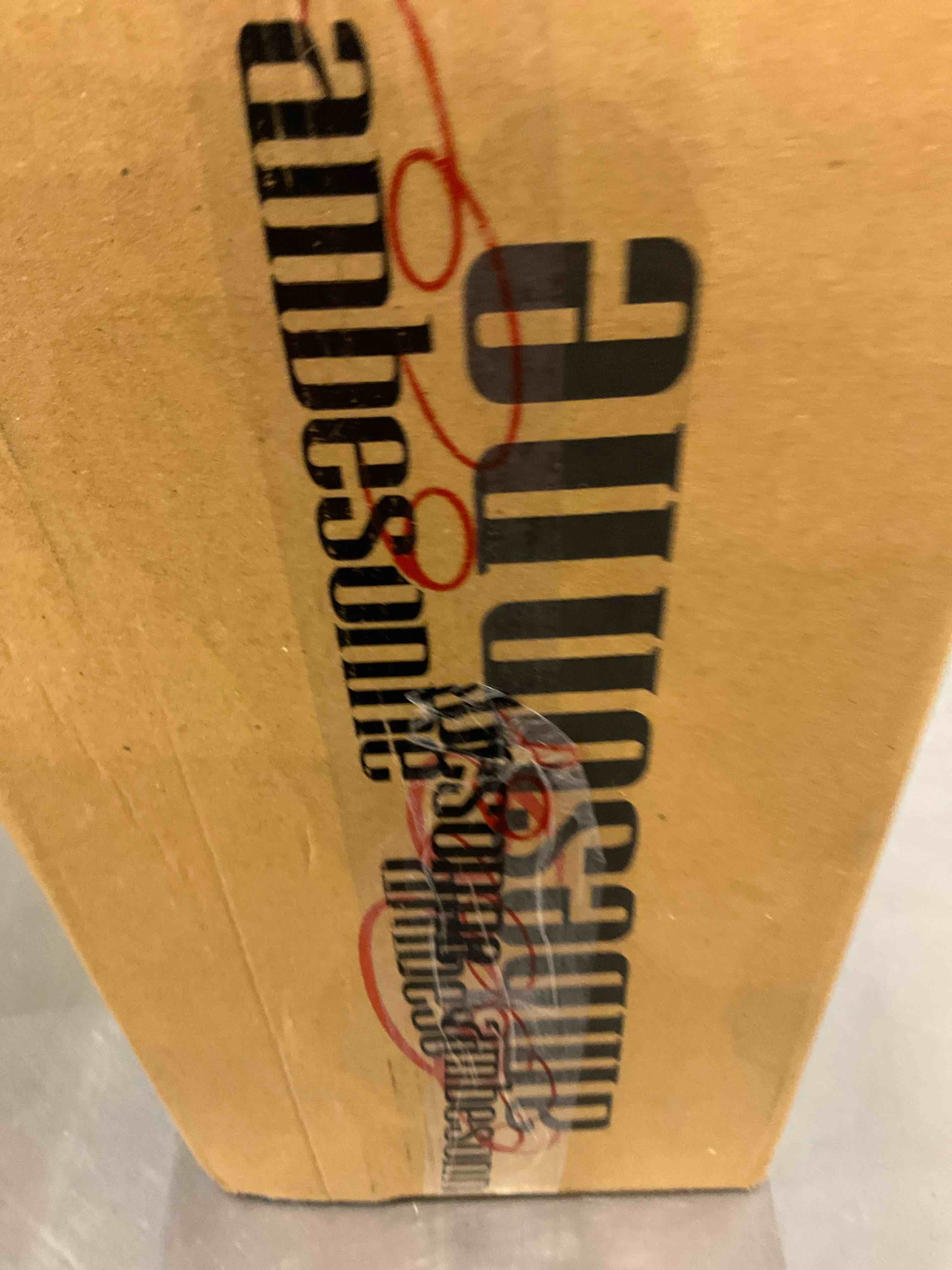 https://s3.amazonaws.com/lotting-images-prod/BargainHunt/EXS00985988_1712316606728.jpeg