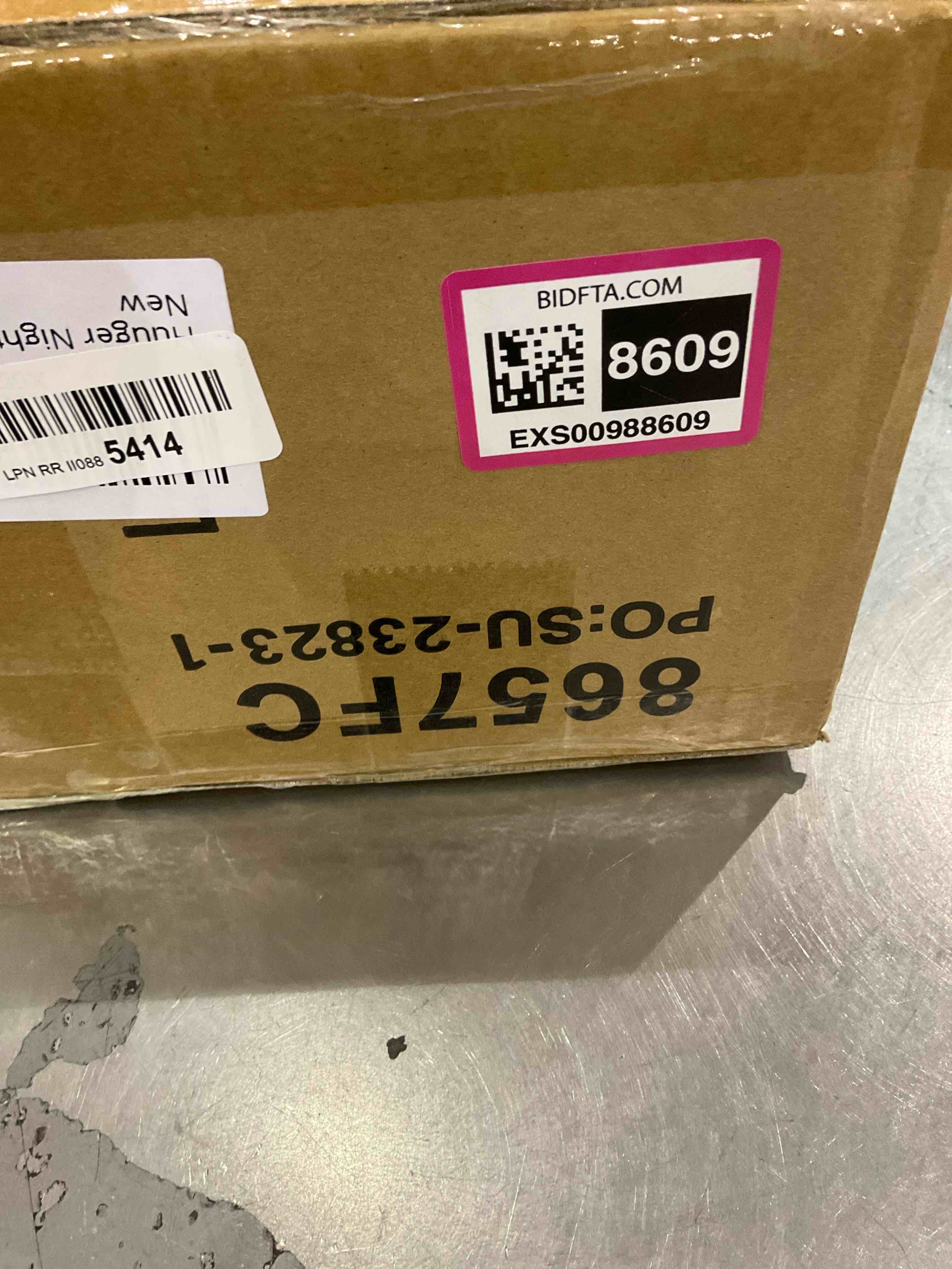 https://s3.amazonaws.com/lotting-images-prod/BargainHunt/EXS00988609_1709650754803.jpeg