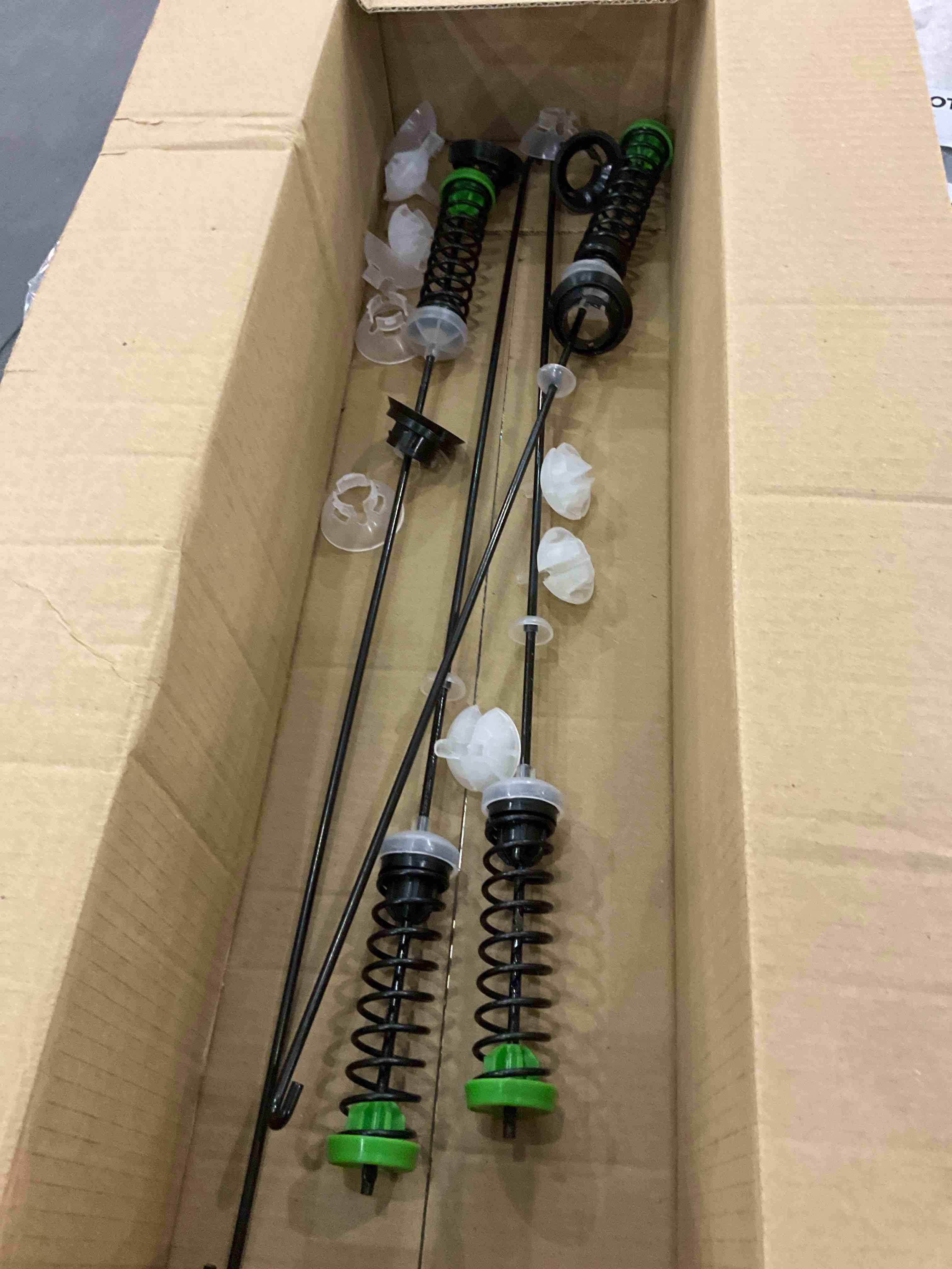 https://s3.amazonaws.com/lotting-images-prod/BargainHunt/EXS00988666_1709729848604.jpeg