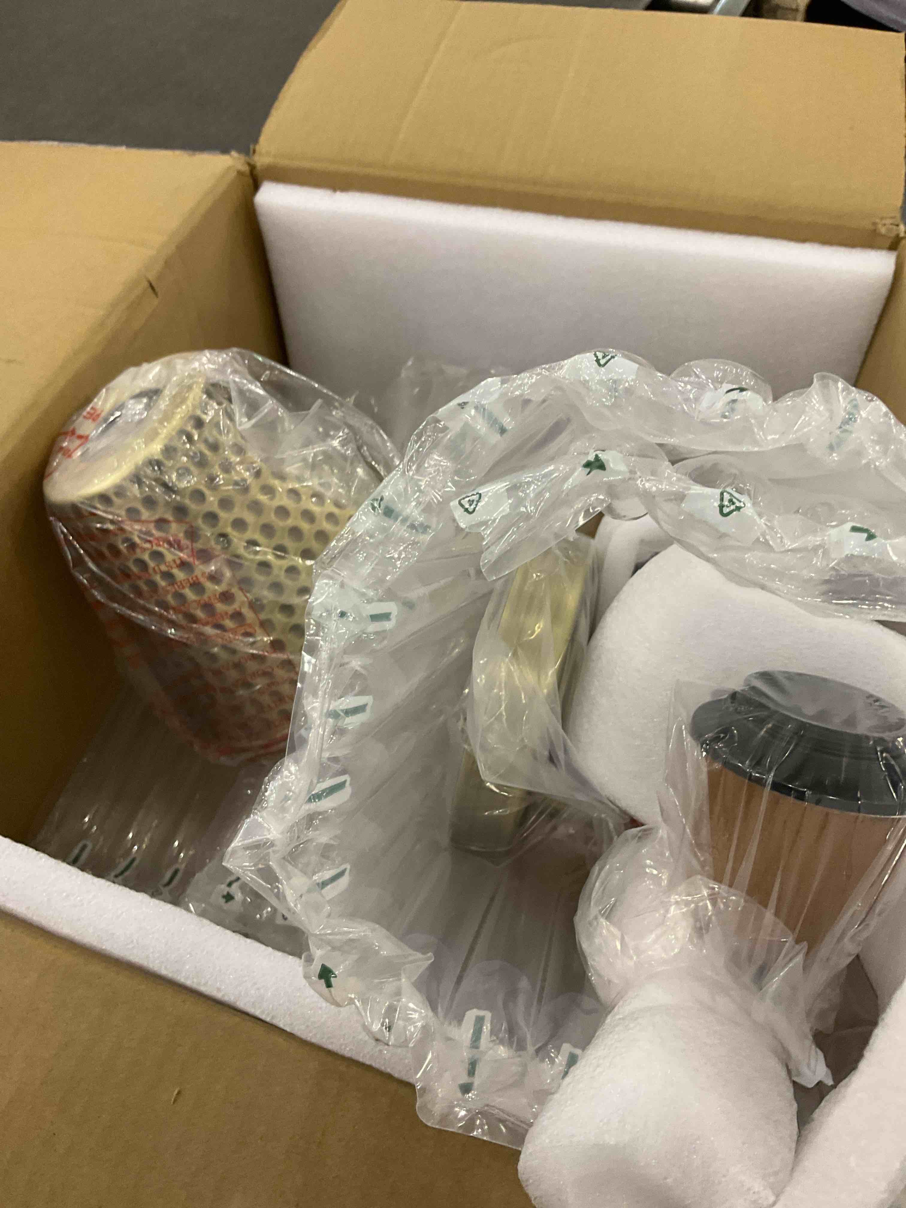 https://s3.amazonaws.com/lotting-images-prod/BargainHunt/EXS00988847_1709836958248.jpeg