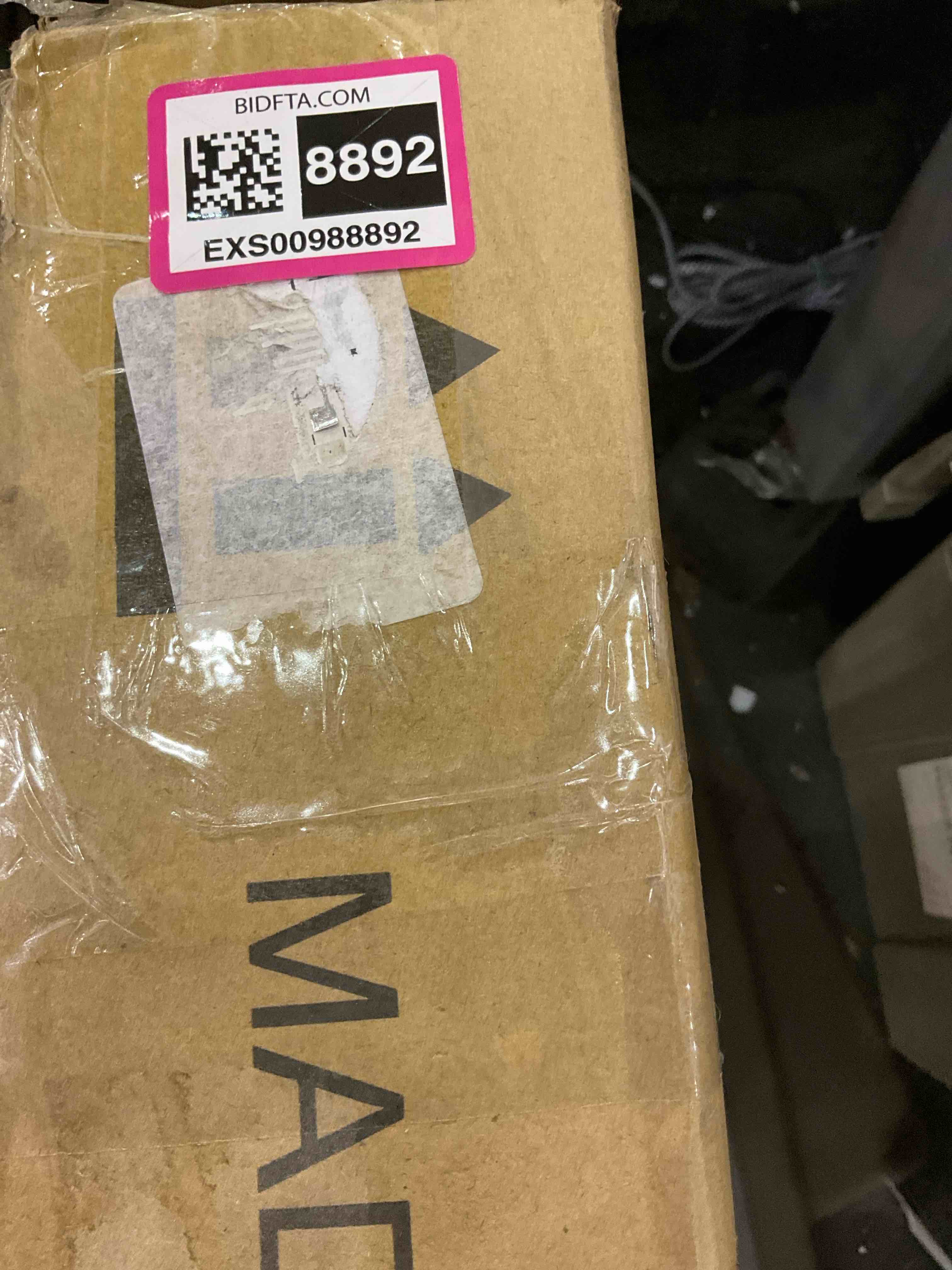 https://s3.amazonaws.com/lotting-images-prod/BargainHunt/EXS00988892_1709903545318.jpeg
