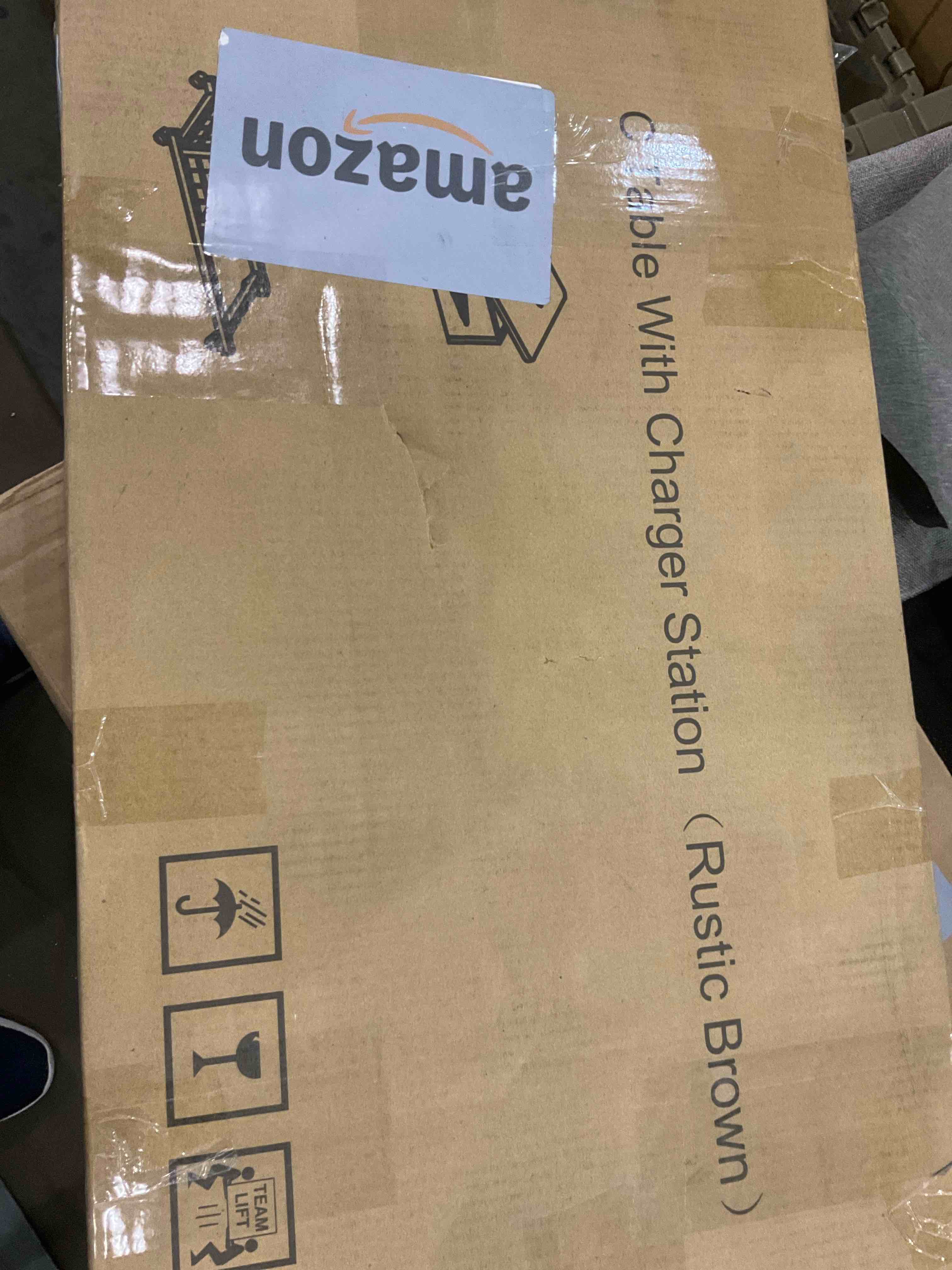 https://s3.amazonaws.com/lotting-images-prod/BargainHunt/EXS00988892_1709903592851.jpeg