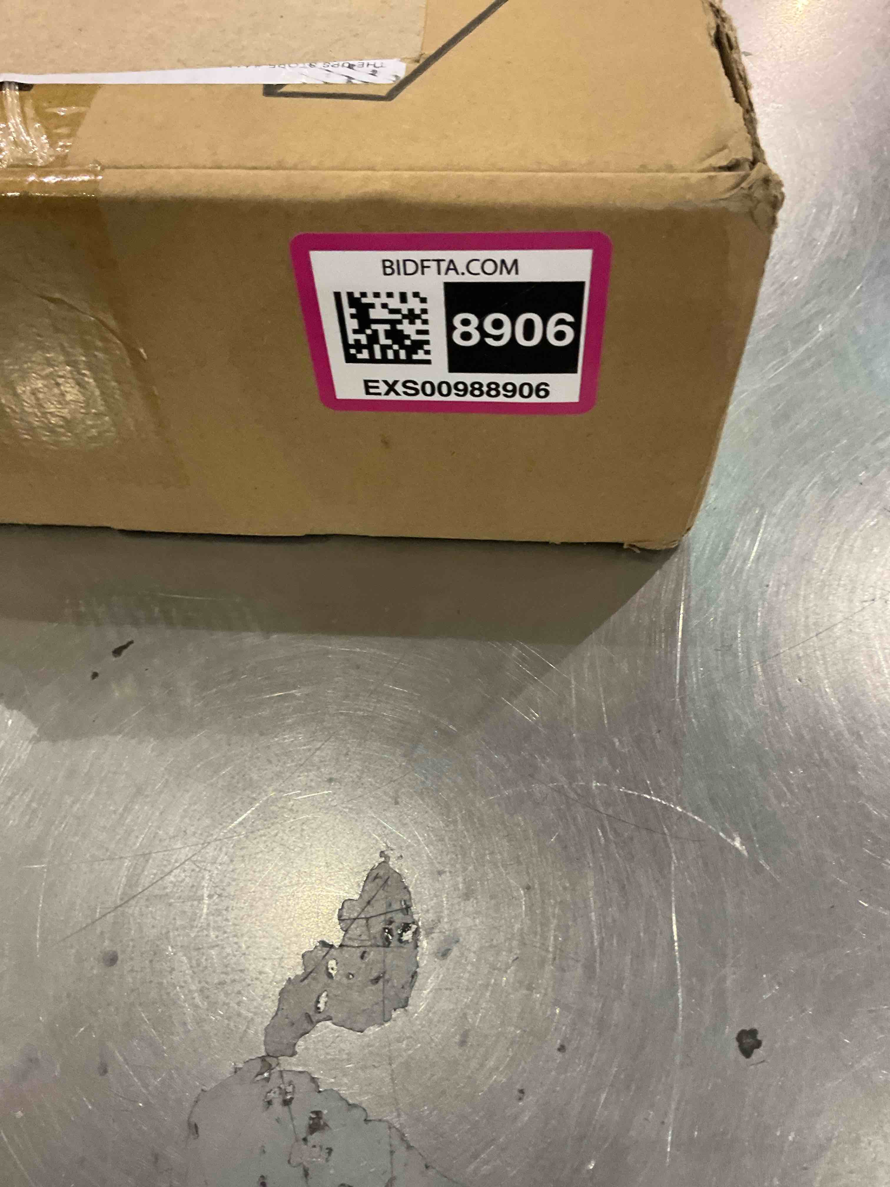 https://s3.amazonaws.com/lotting-images-prod/BargainHunt/EXS00988906_1709911384814.jpeg