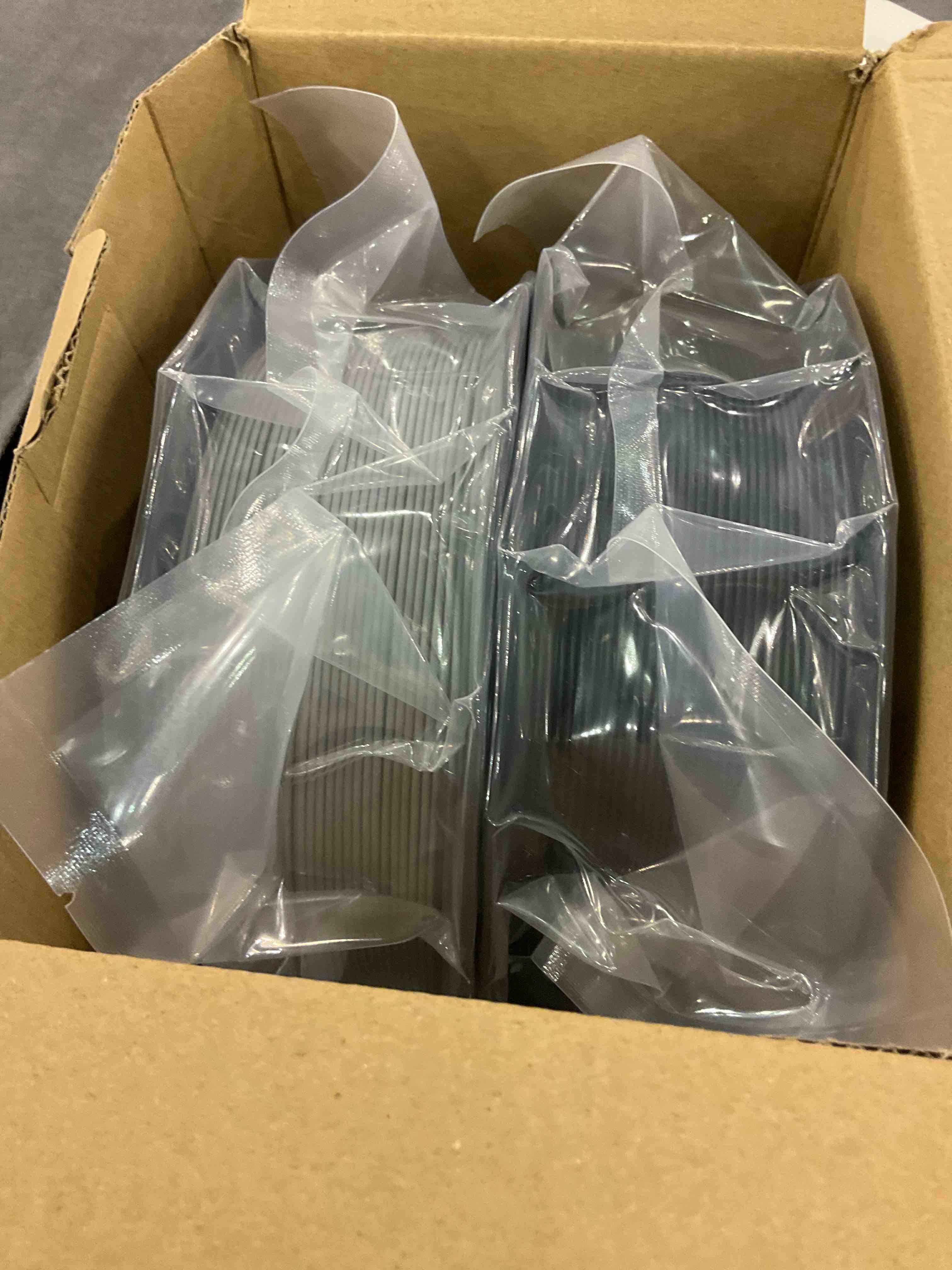 https://s3.amazonaws.com/lotting-images-prod/BargainHunt/EXS00988932_1709913974802.jpeg