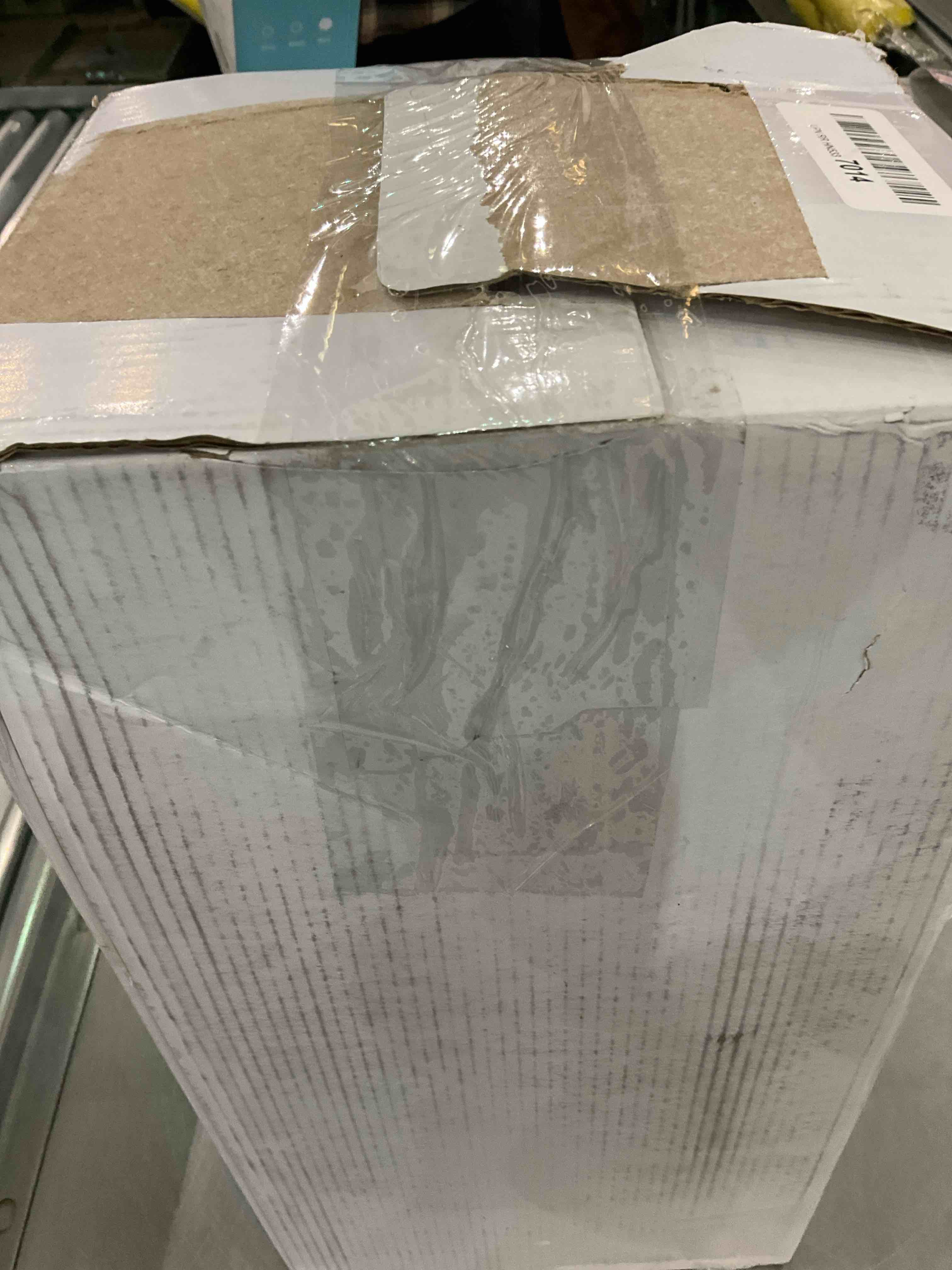 https://s3.amazonaws.com/lotting-images-prod/BargainHunt/EXS00995734_1706626416426.jpeg