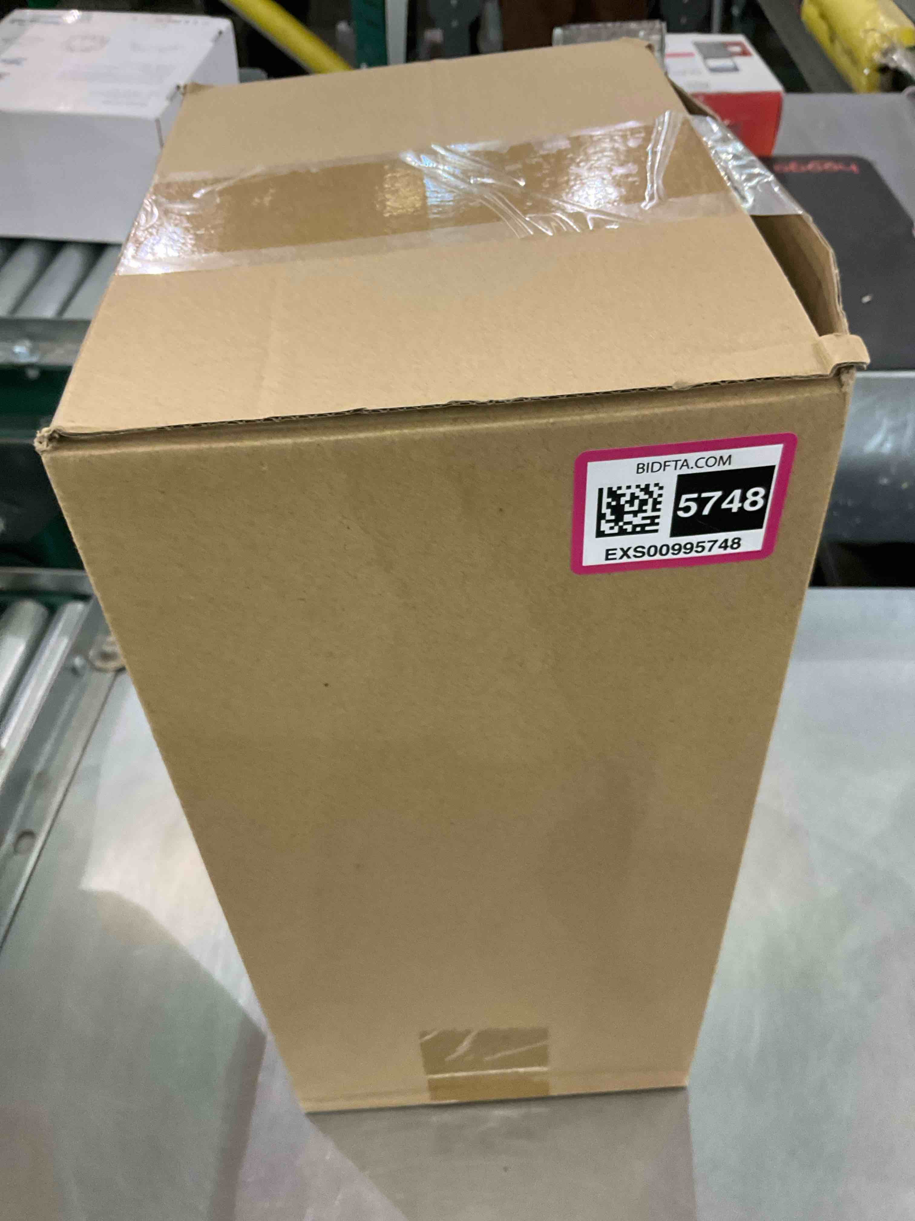 https://s3.amazonaws.com/lotting-images-prod/BargainHunt/EXS00995748_1706630186875.jpeg