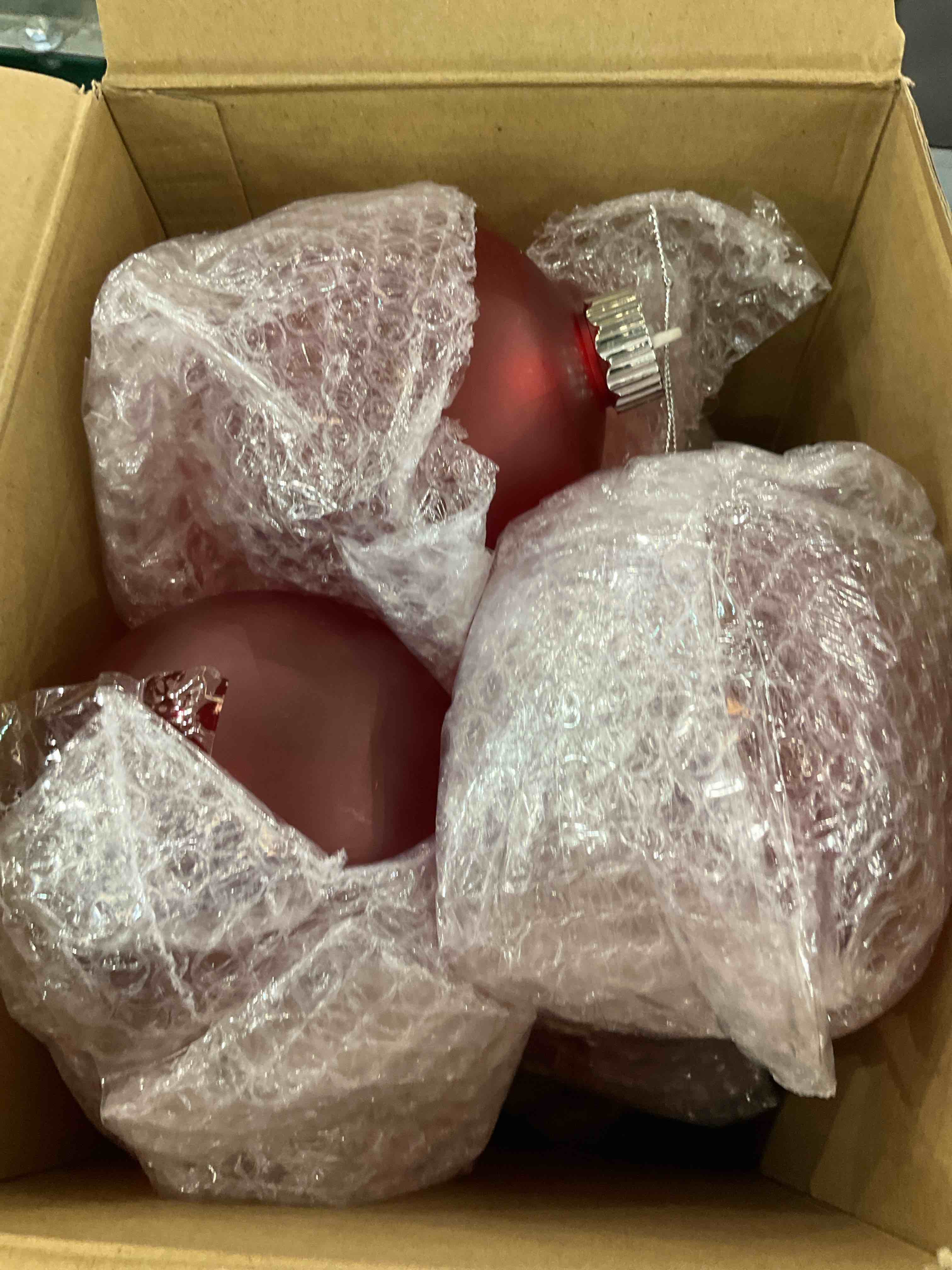 https://s3.amazonaws.com/lotting-images-prod/BargainHunt/EXS00995748_1706630229523.jpeg