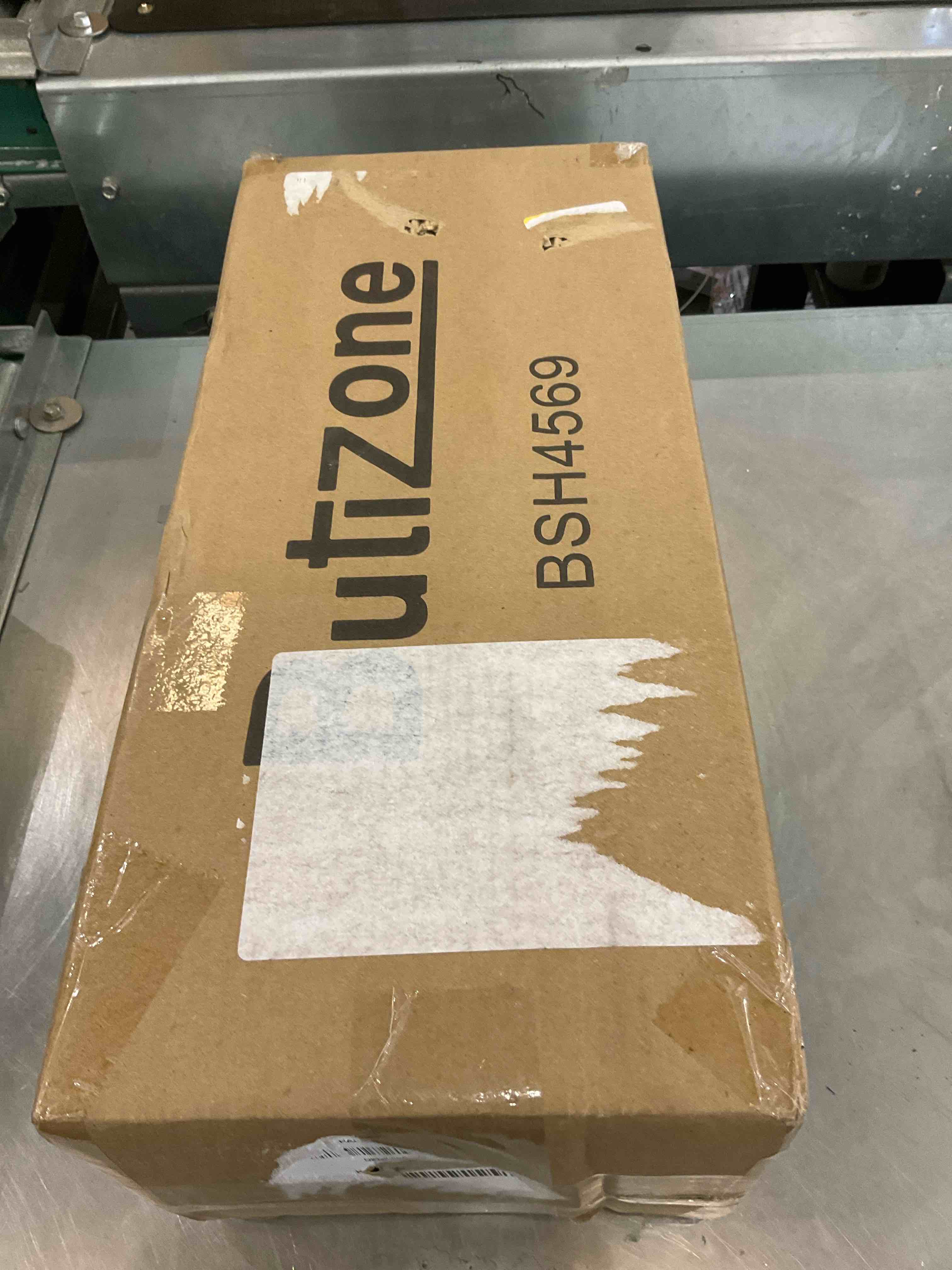 https://s3.amazonaws.com/lotting-images-prod/BargainHunt/EXS00995783_1706640644393.jpeg