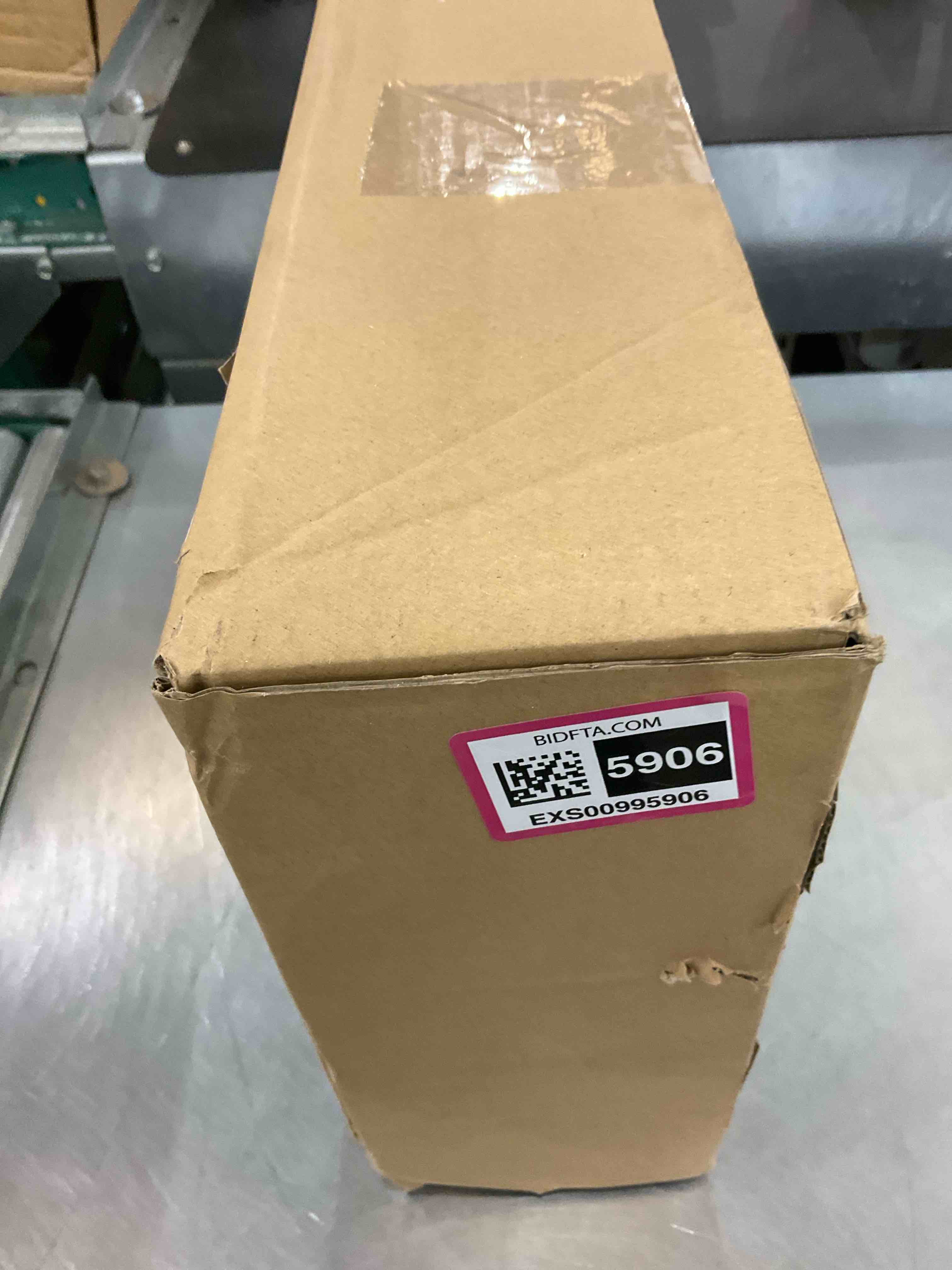 https://s3.amazonaws.com/lotting-images-prod/BargainHunt/EXS00995906_1706729123457.jpeg